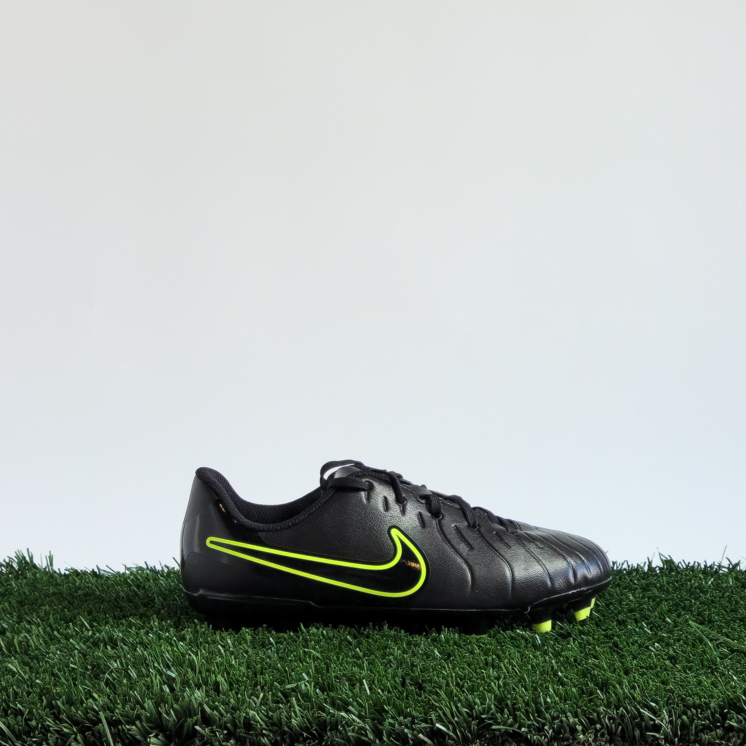 Nike Jr Legend 10 Club FG - DV4352-001