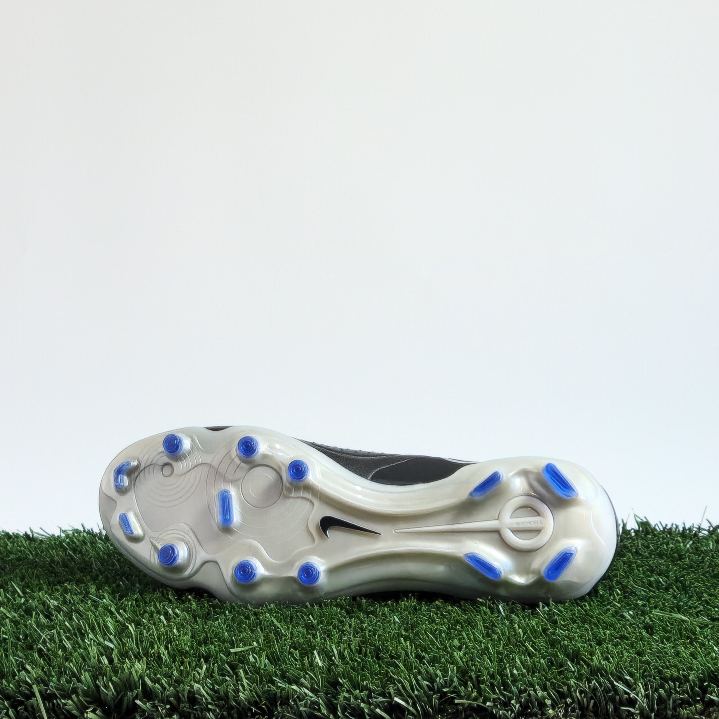 Nike Legend 10 Pro FG - DV4333-040