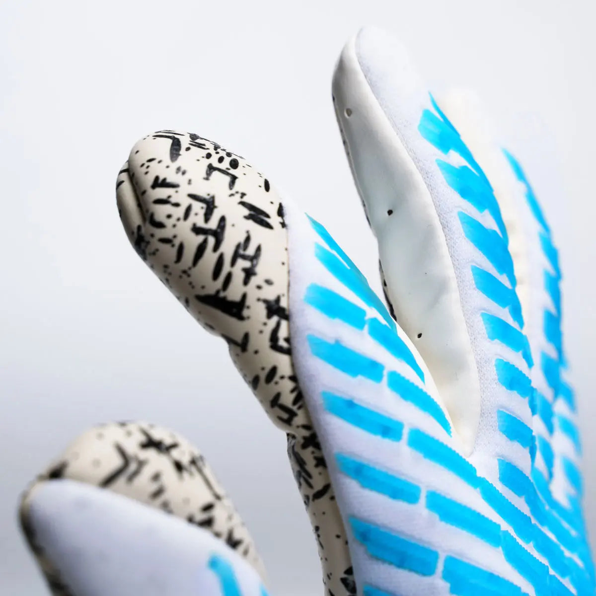 Uhlsport FM Cybertec Supergrip+ HN GK Gloves - 101137501