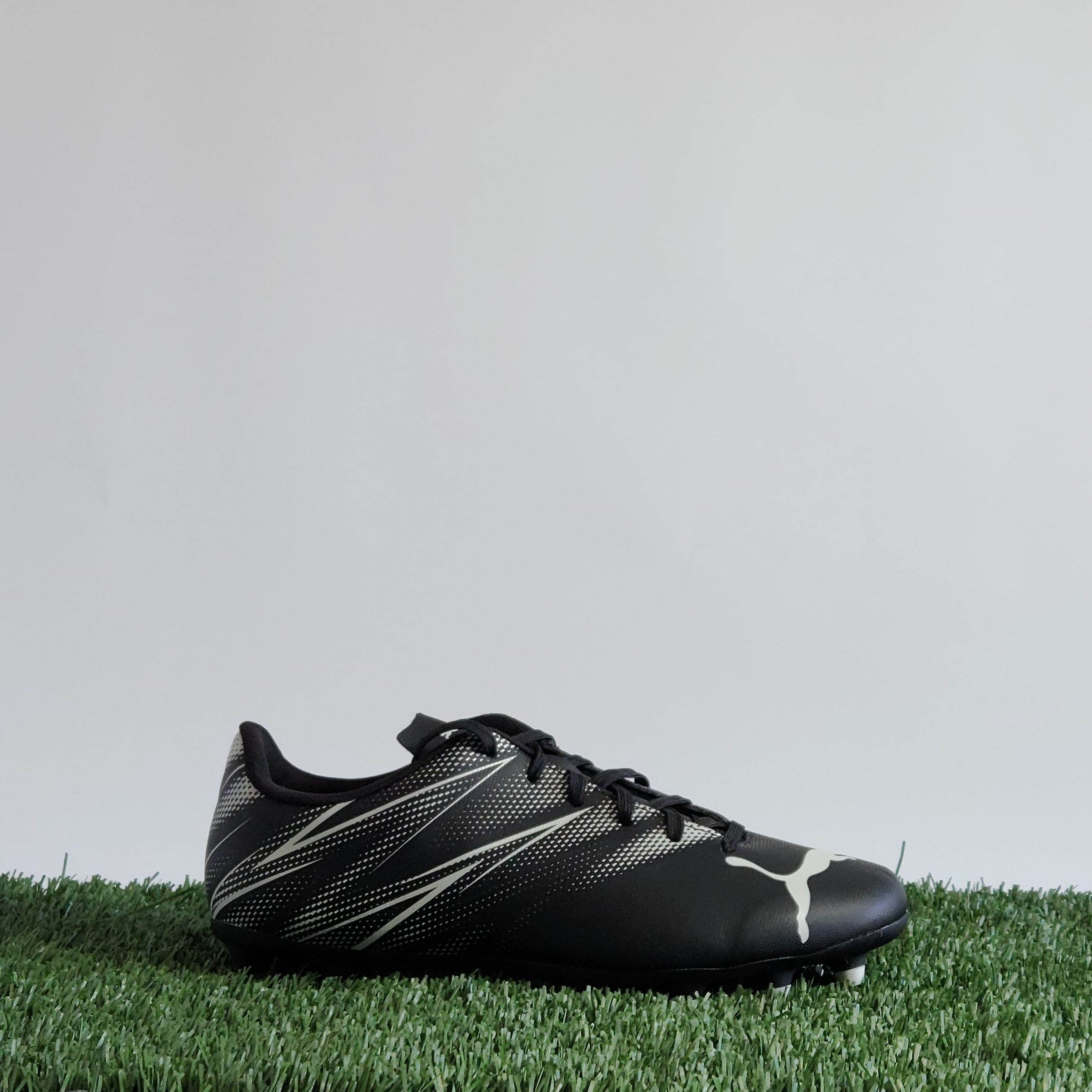 Puma Attacanto FG/MG- 107477 01