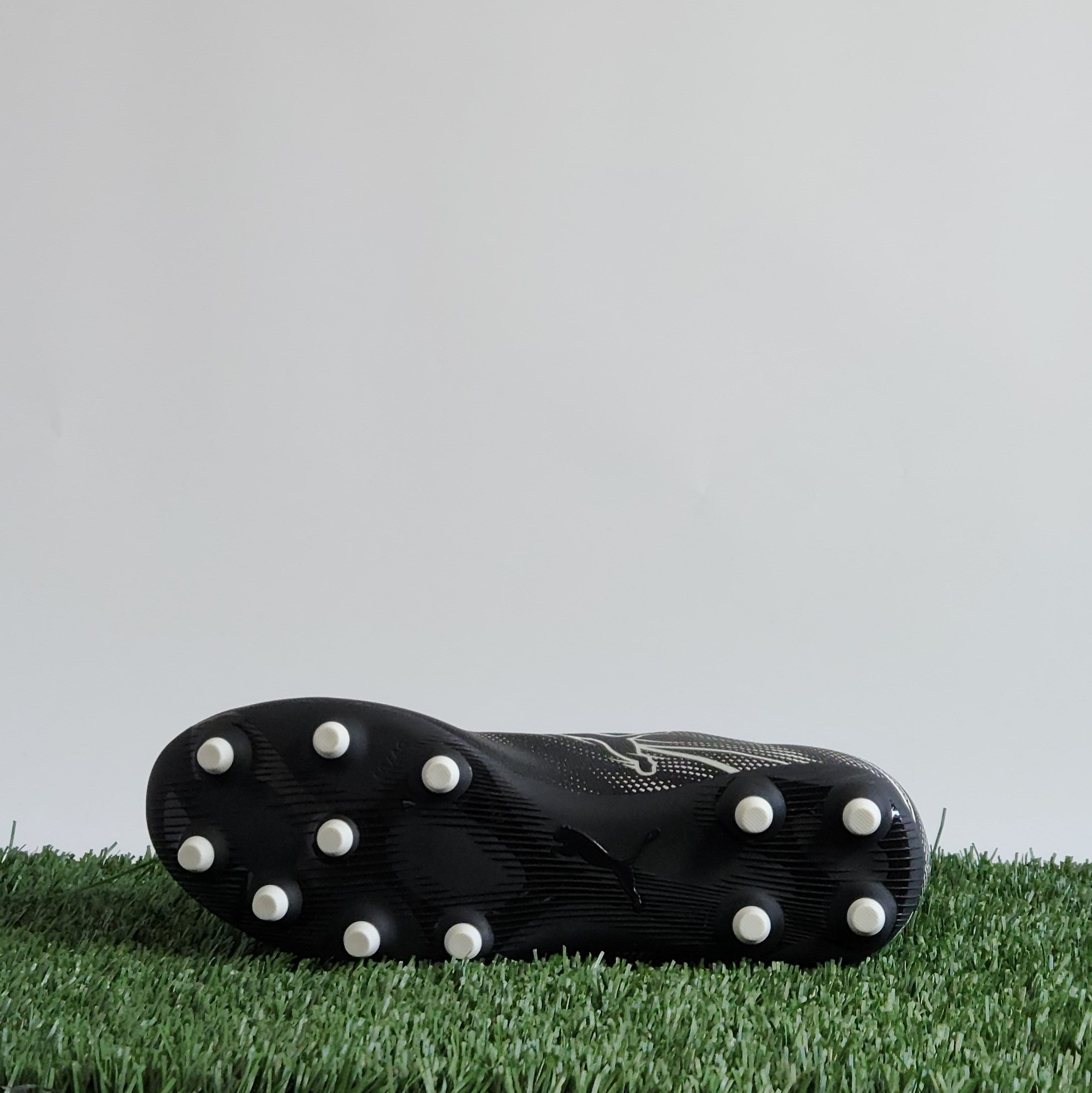 Puma Attacanto FG/MG- 107477 01