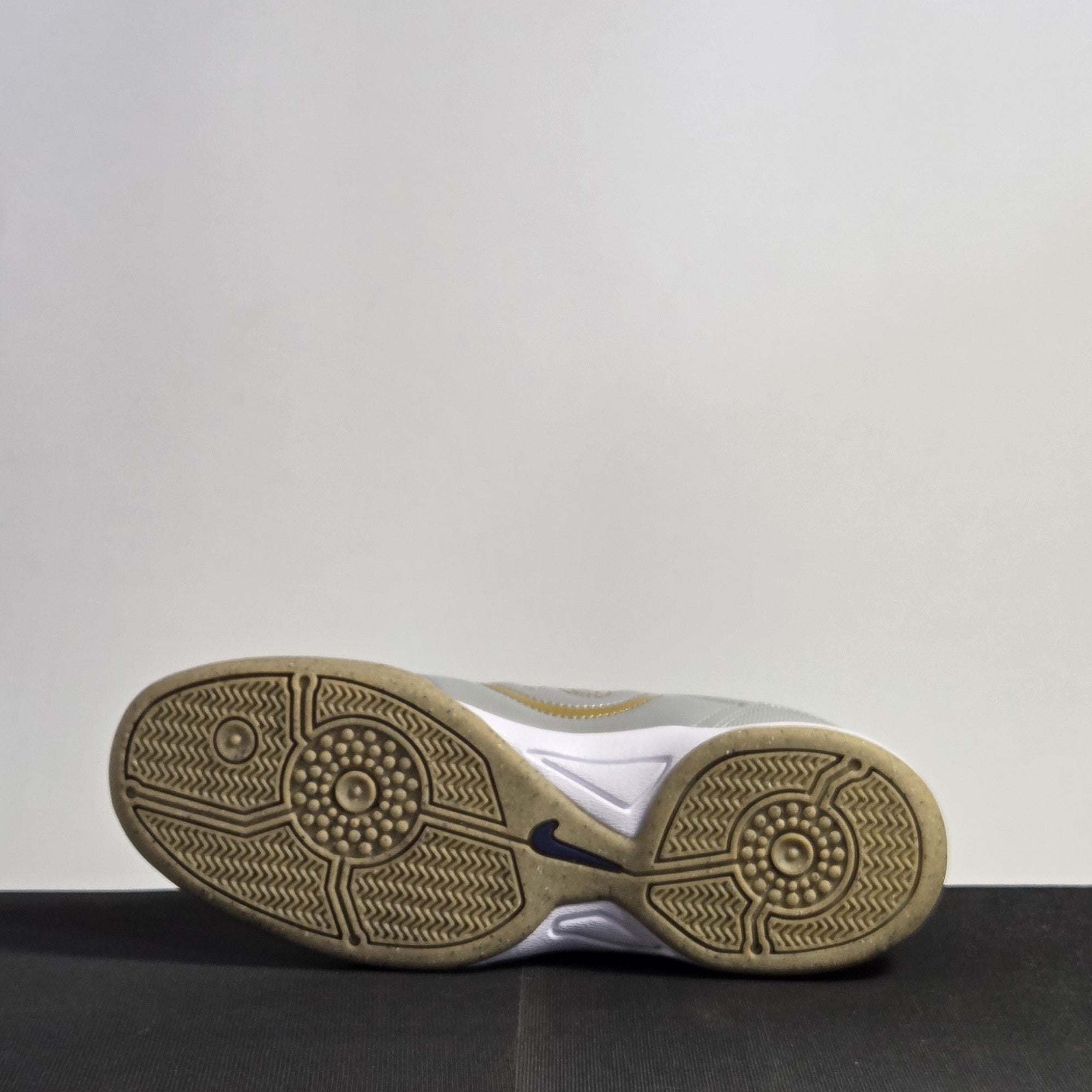 Nike Total 90 IN - HQ2851-402