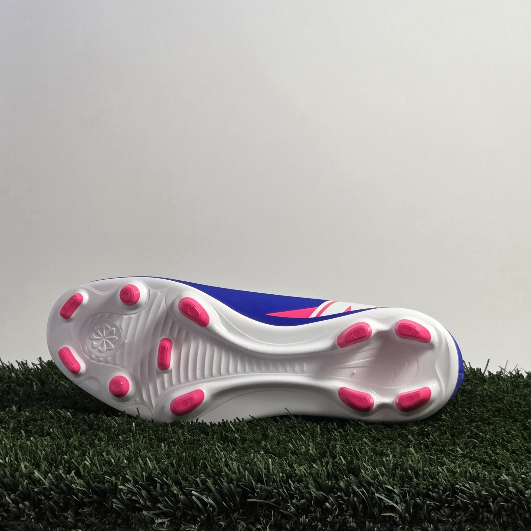 Nike Vapor 16 Club FG/MG - FQ8441-446