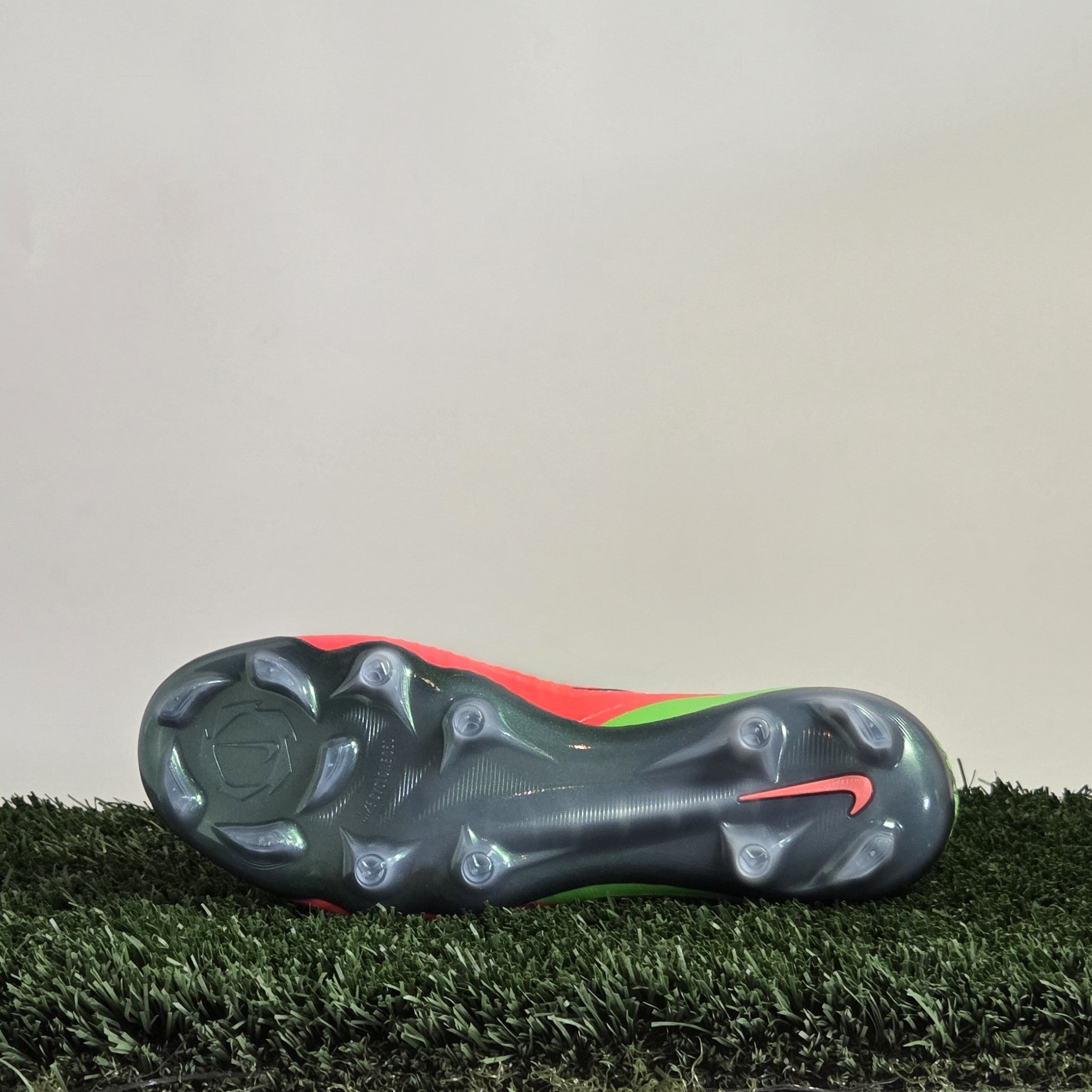 Nike Phantom 6 Low Elite FG "Erling Haaland" - HQ2332-603