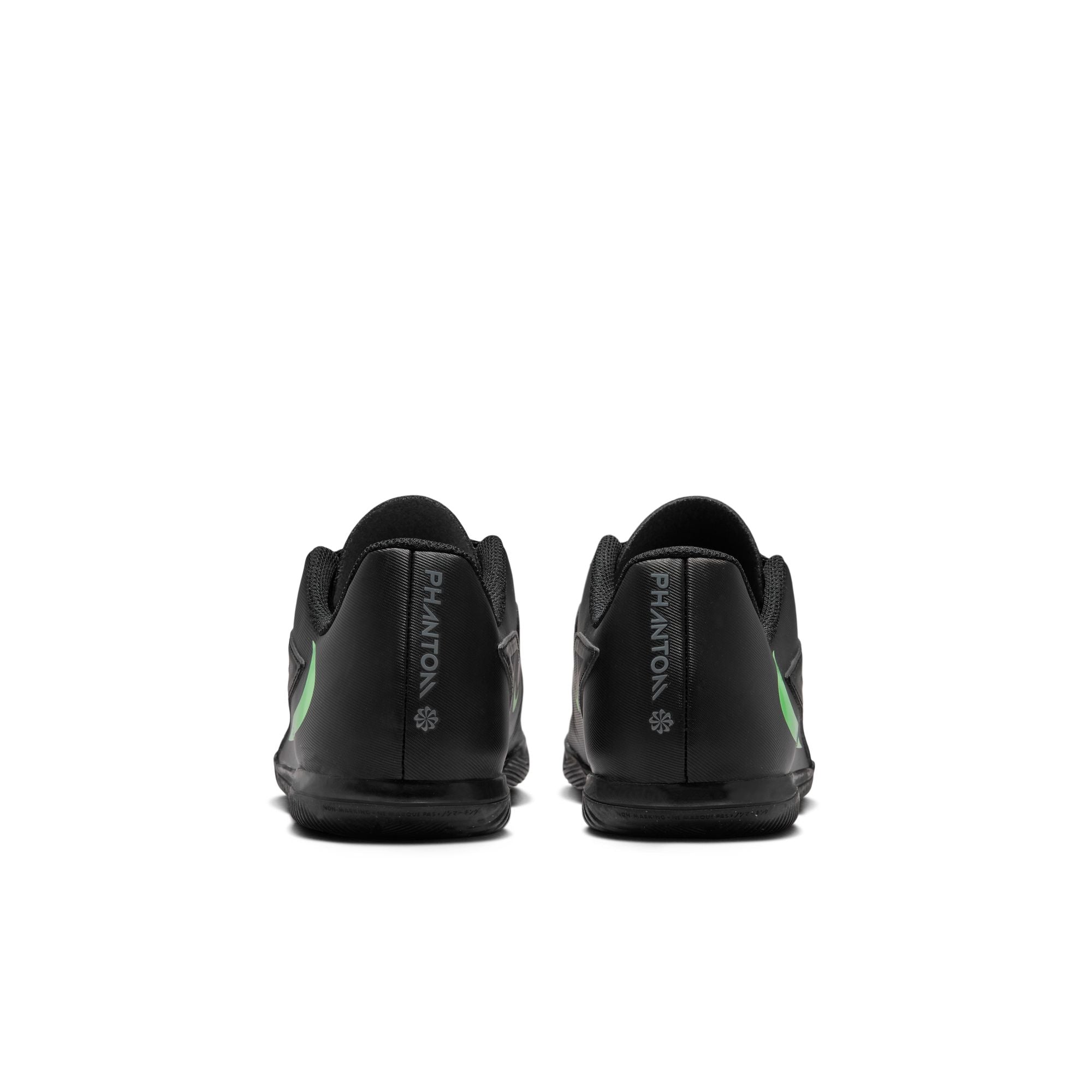 Nike Jr. Phantom 6 Low Club IC - HQ2031-001