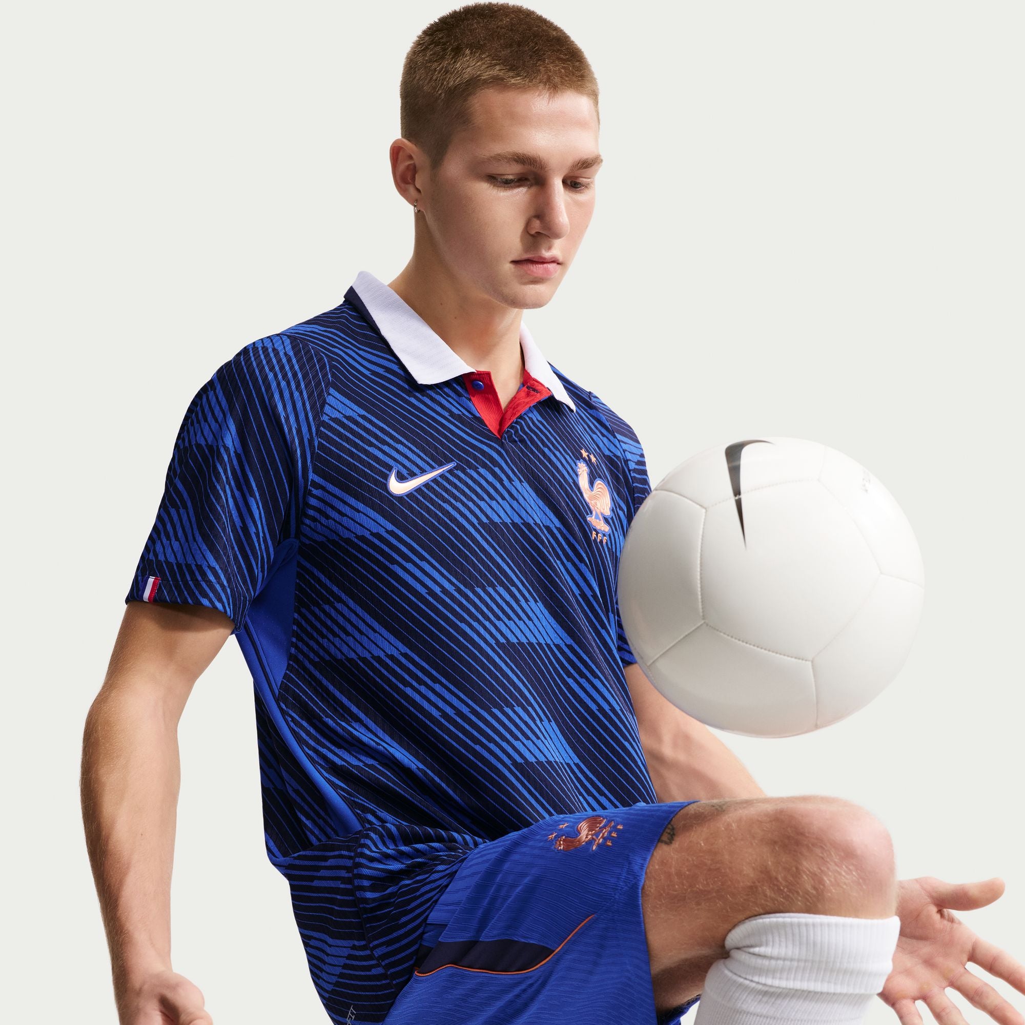 Nike France 2026 Match Home Jersey - IB5158-480