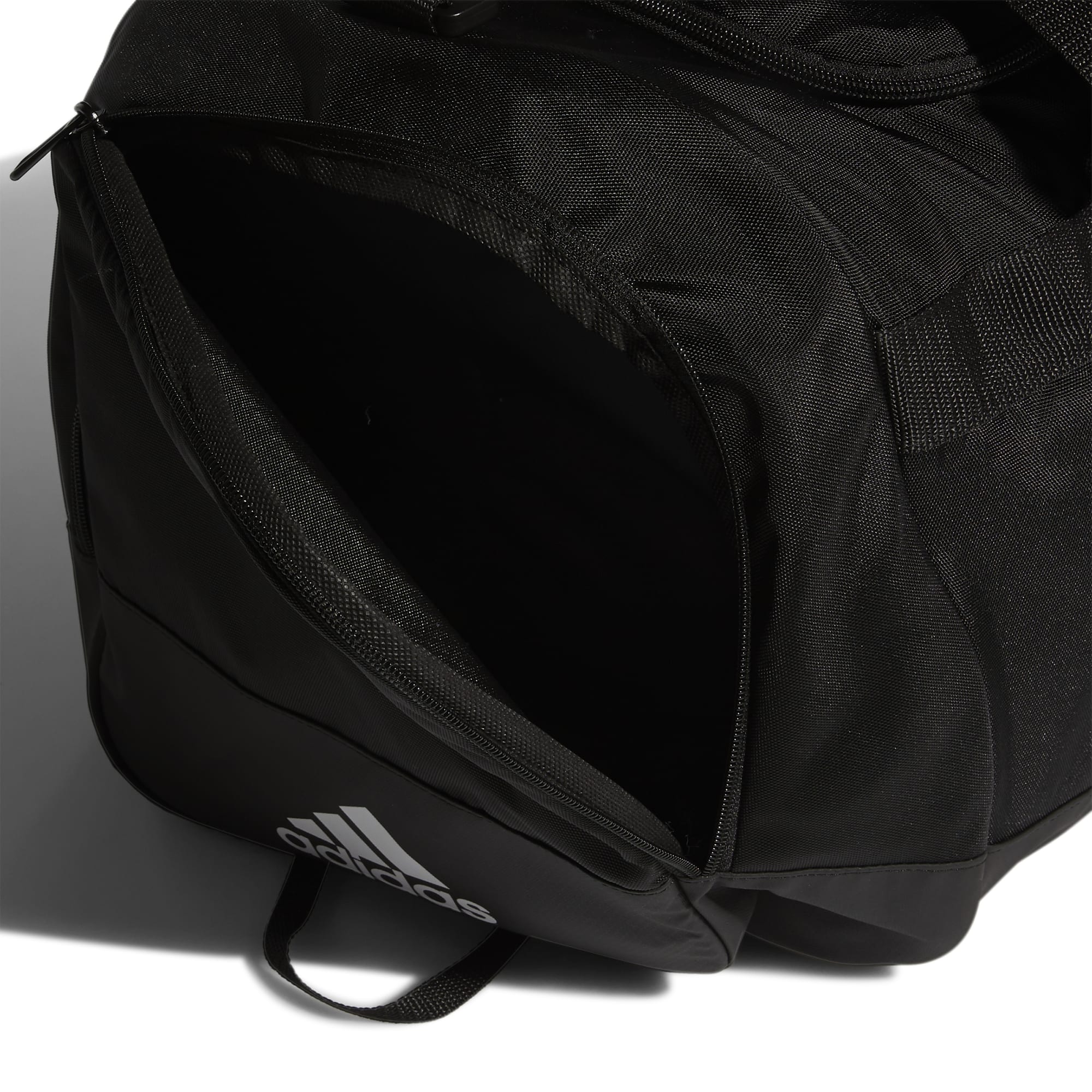 Adidas Defender IV Medium Duffel Bag (Black) - EW9635