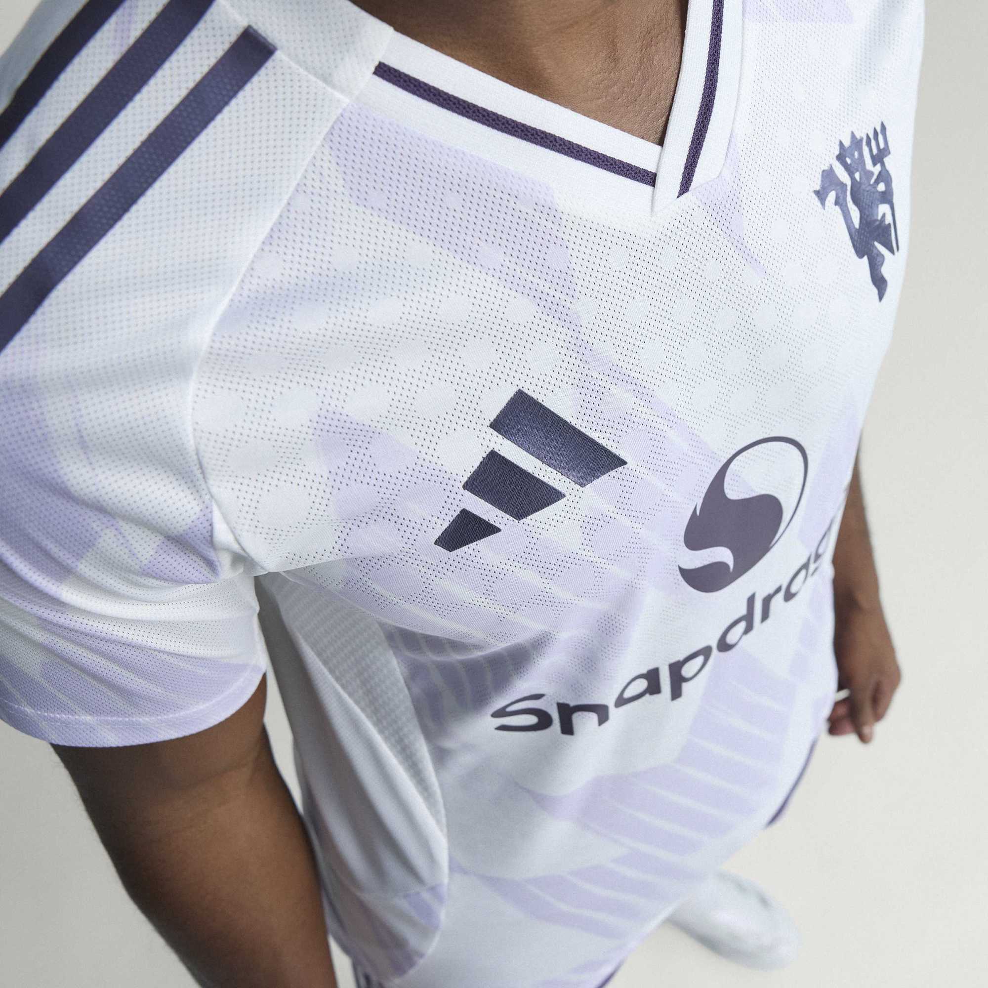 Adidas Manchester United 25/26 Authentic Away Jersey - JI7424