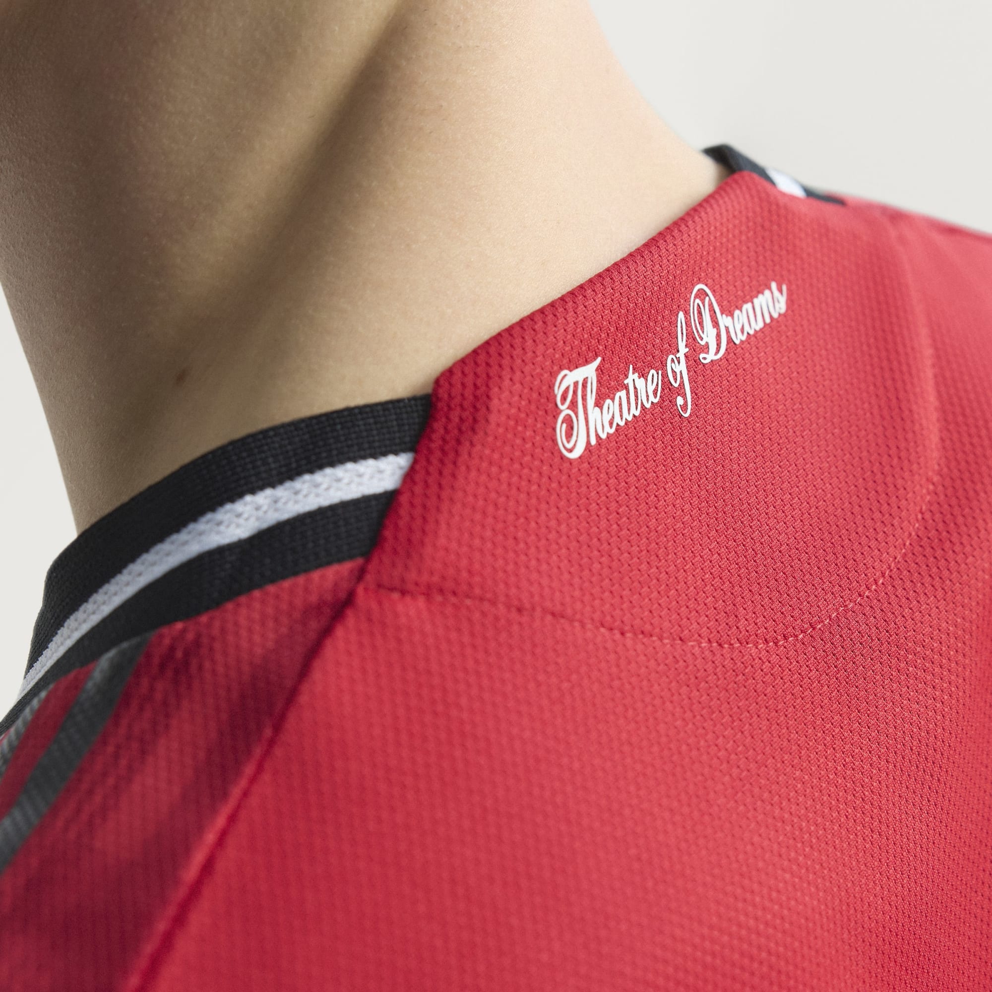 Adidas Manchester United 2025/26 Authentic Home Jersey -JI7429