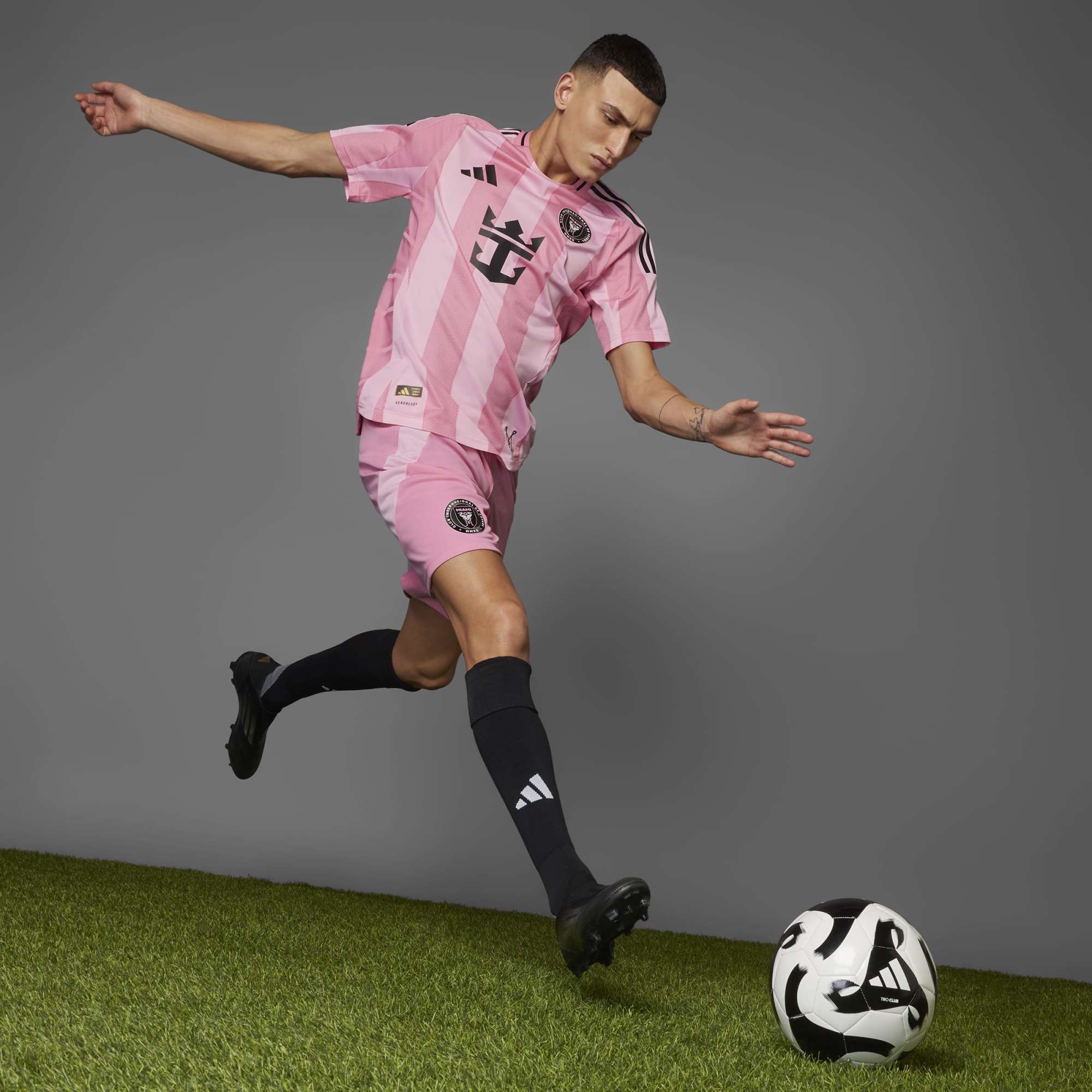 Adidas Inter Miami 25/26 Authentic Home Jersey - JJ1393