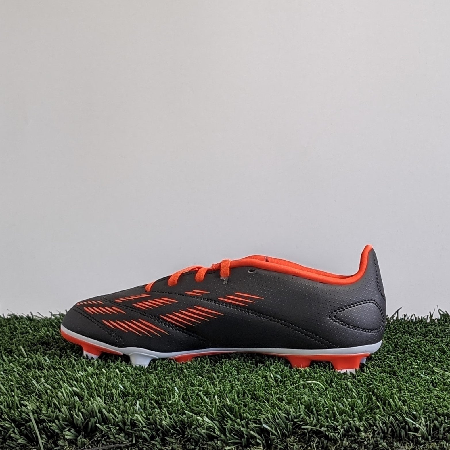 Adidas Predator Club FxG J - IG5429