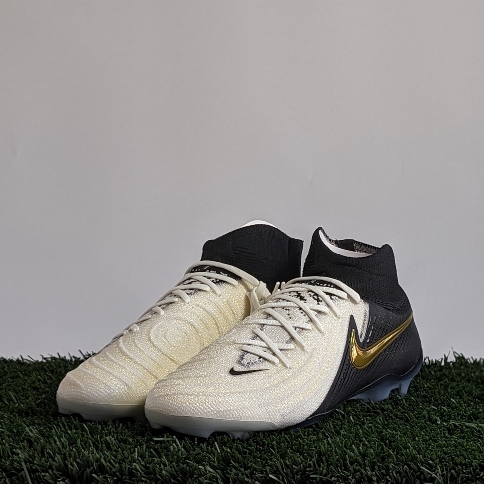 Nike Phantom Luna II Elite FG - FJ2572-100