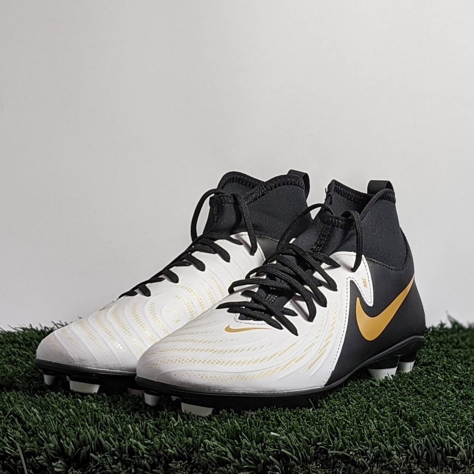 Nike Phantom Luna II Club FG/MG - FJ2558-100