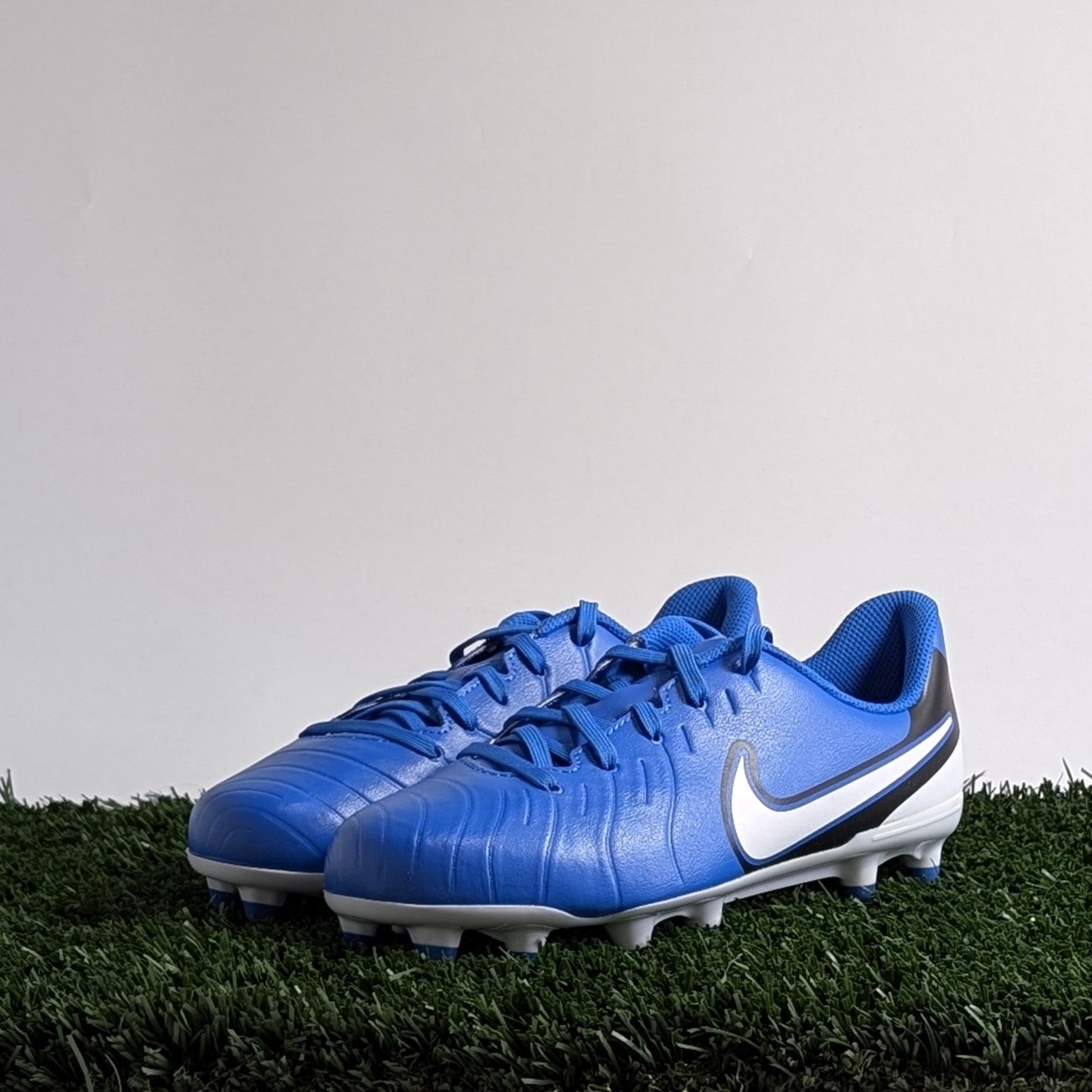 Nike Jr Legend 10 Club FG/MG DV4352-400 - Main Image