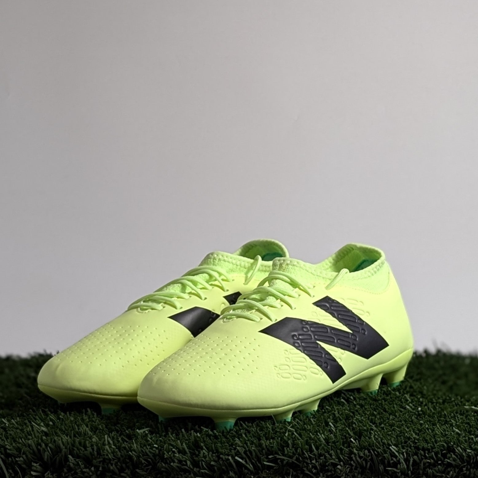 New Balance Tekela Magique FG V4+ (D Medium) - ST3FL45