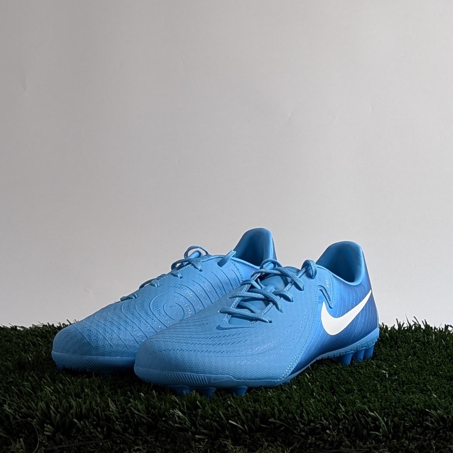 Nike phantom academy online