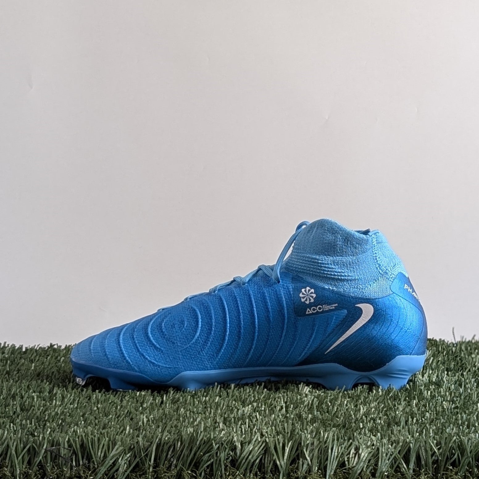 Nike Phantom Luna II Pro FG - FJ2575-400