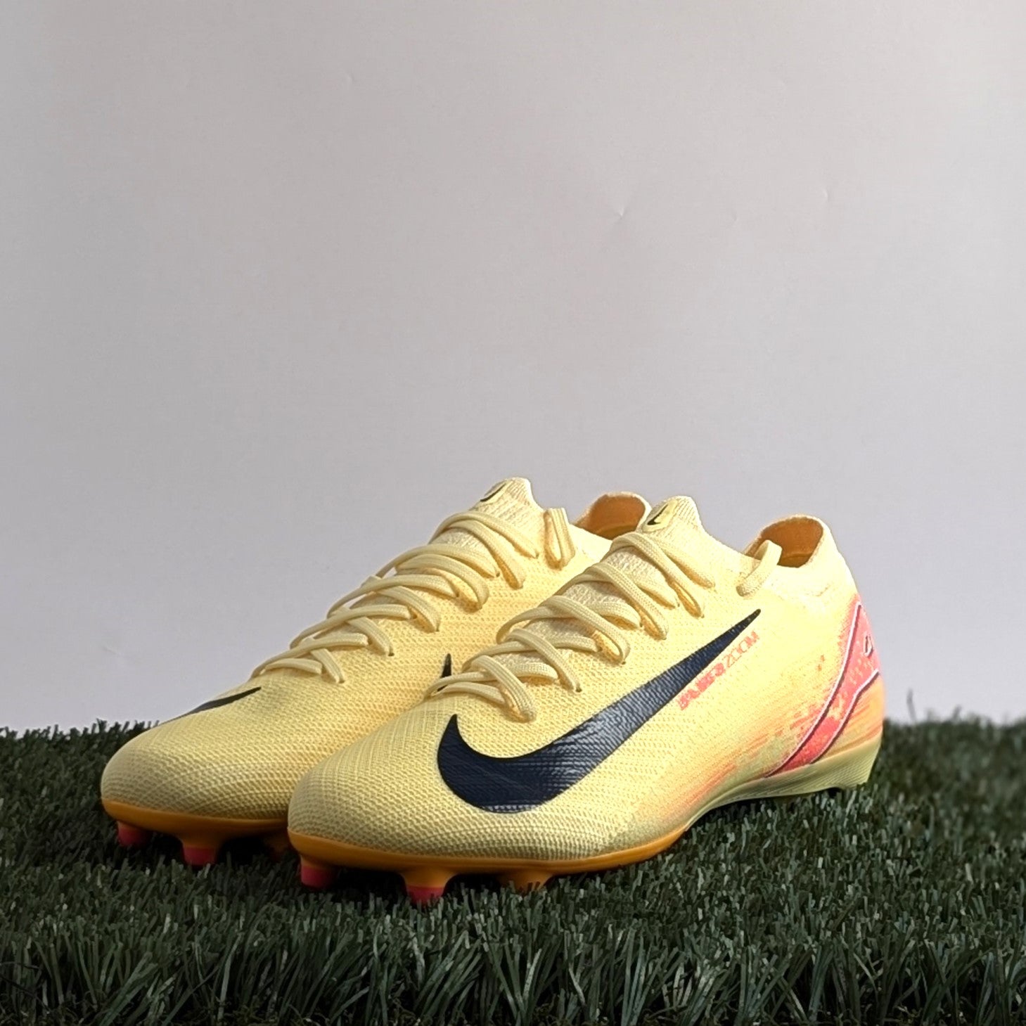 Nike cleats white and gold best sale