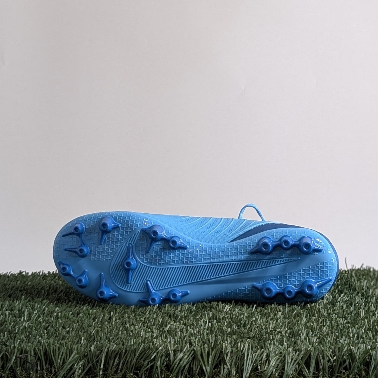 Nike Phantom Luna II Academy AG - FJ2585-400