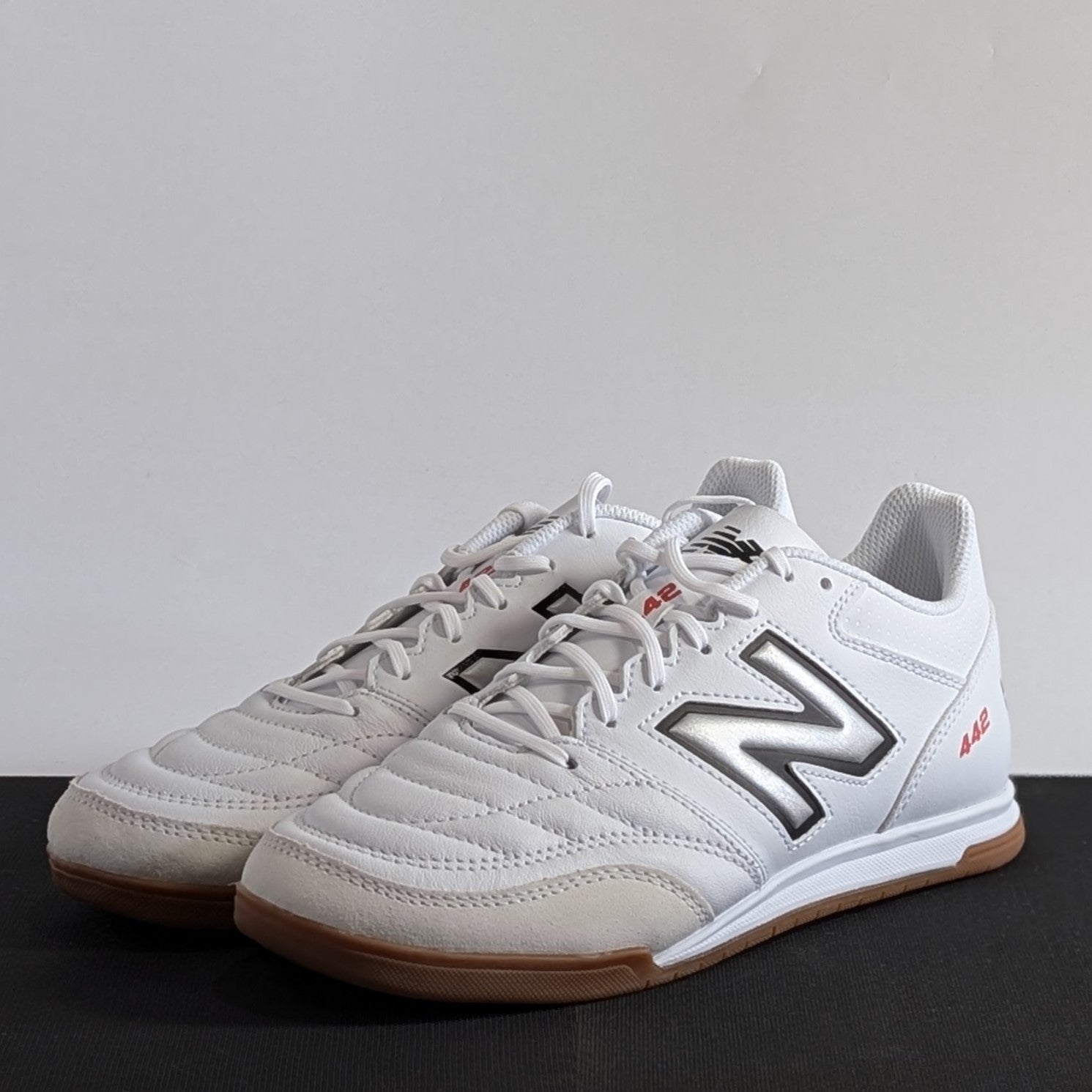 New Balance 442 V2 Team IN (2E Wide) - MS42IWT2