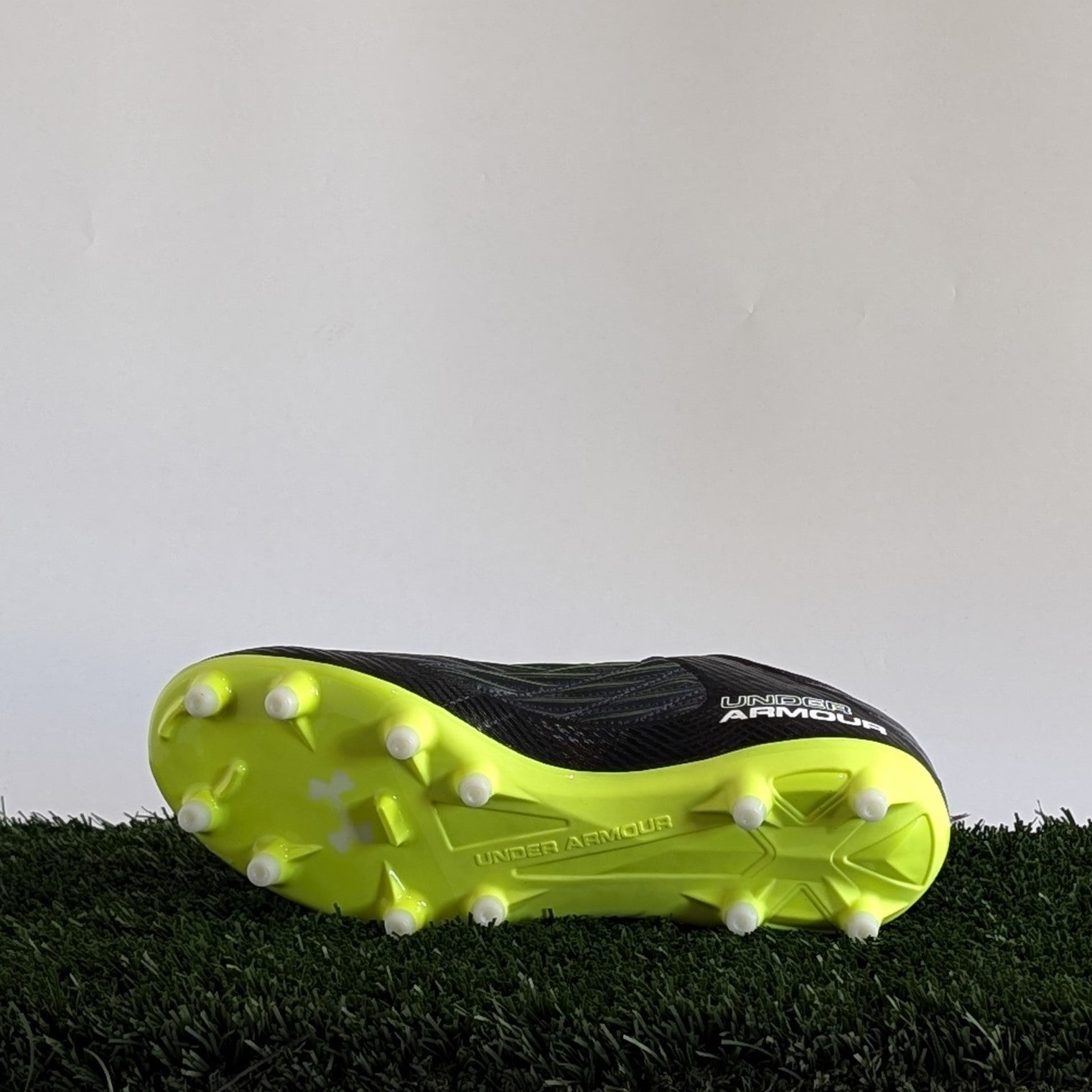 Under Armour Magnetico Pro 4 FG - 3027699-001