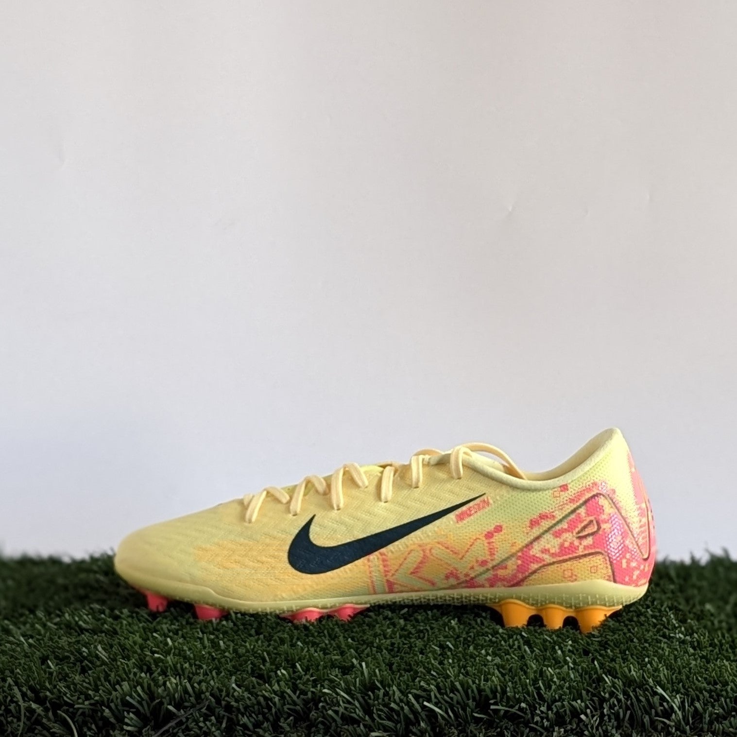Nike Zoom Vapor 16 Academy KM AG - FQ8365-800