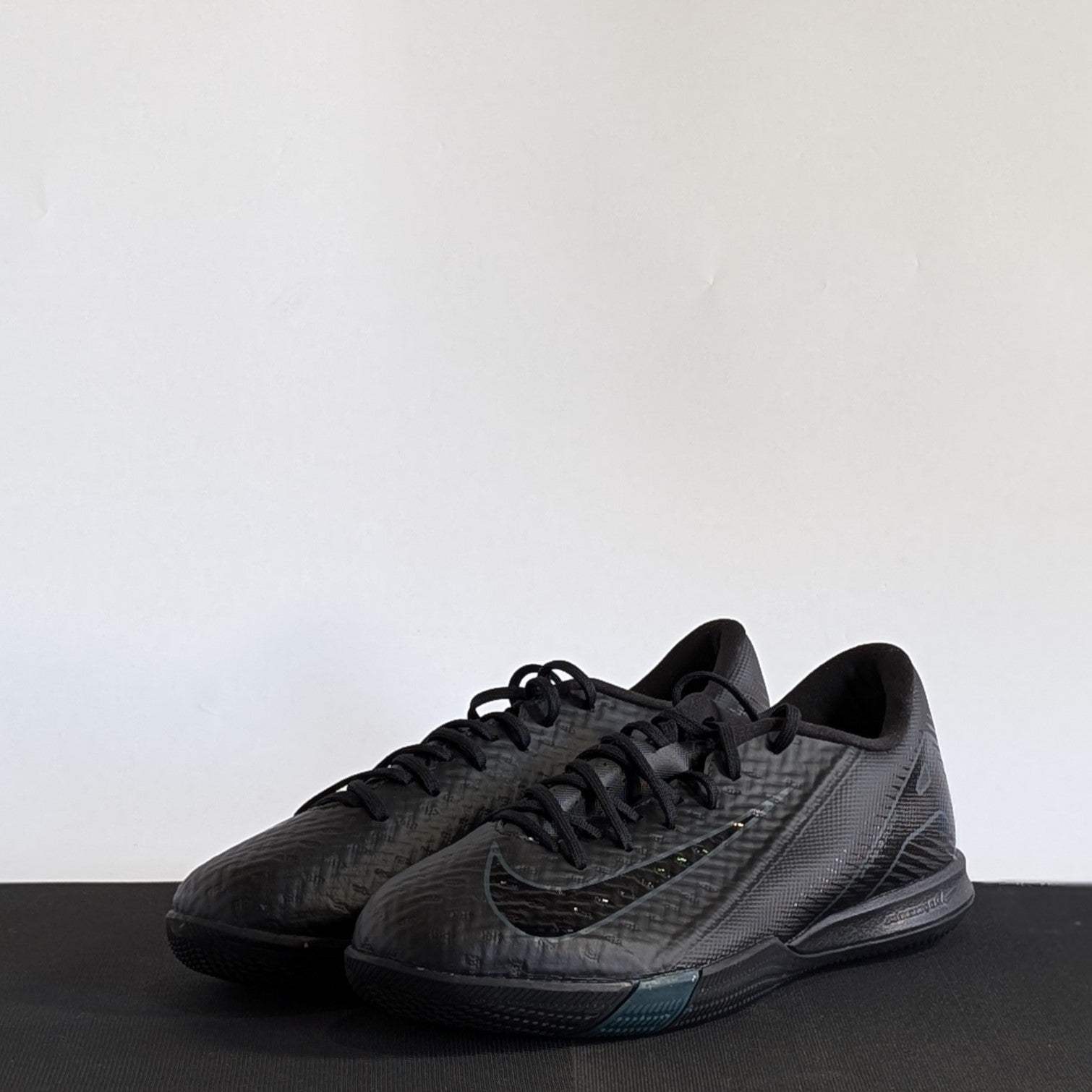 Nike Zoom Vapor 16 Academy IC - FQ8434-002