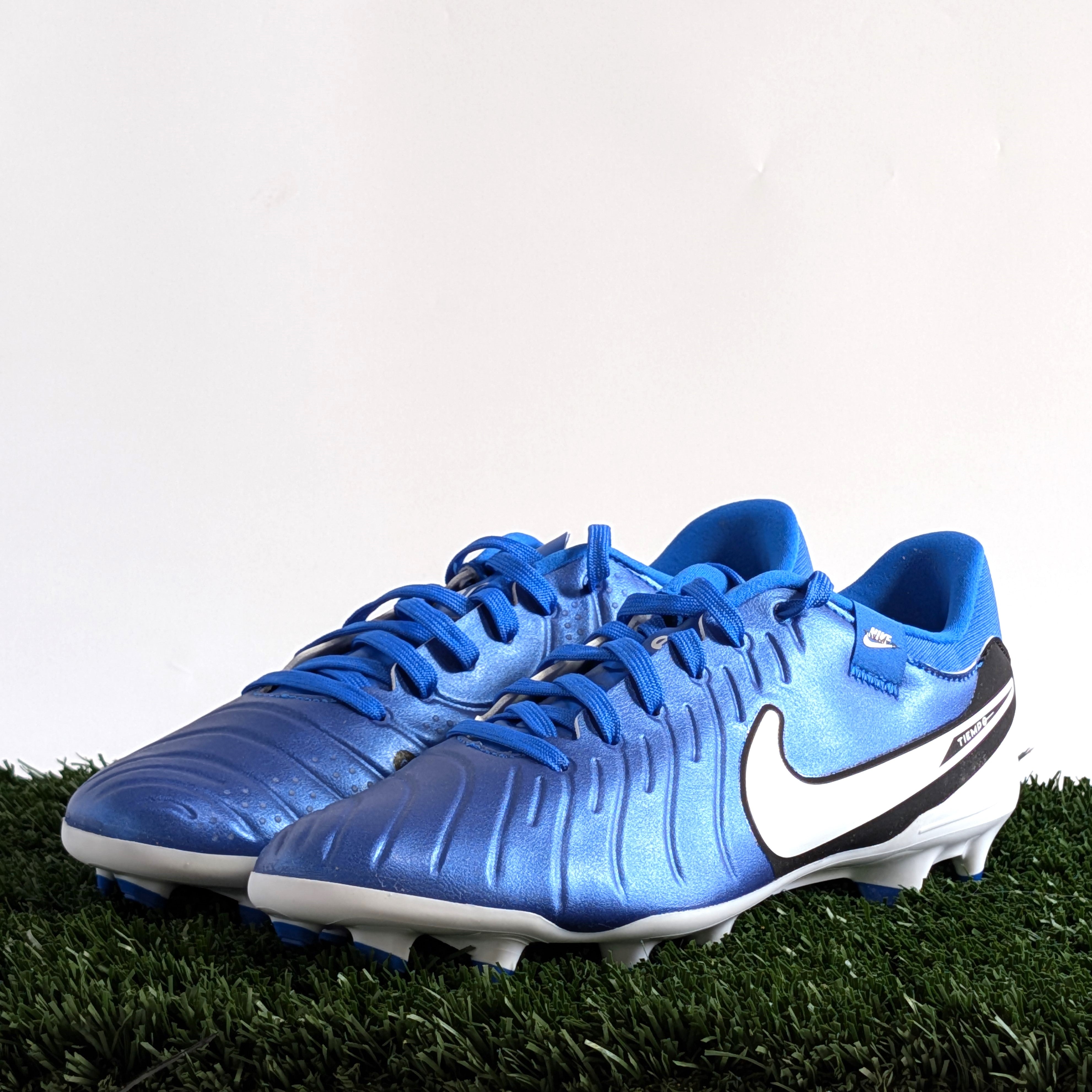 Nike Legend 10 Academy FG/MG - DV4337-400