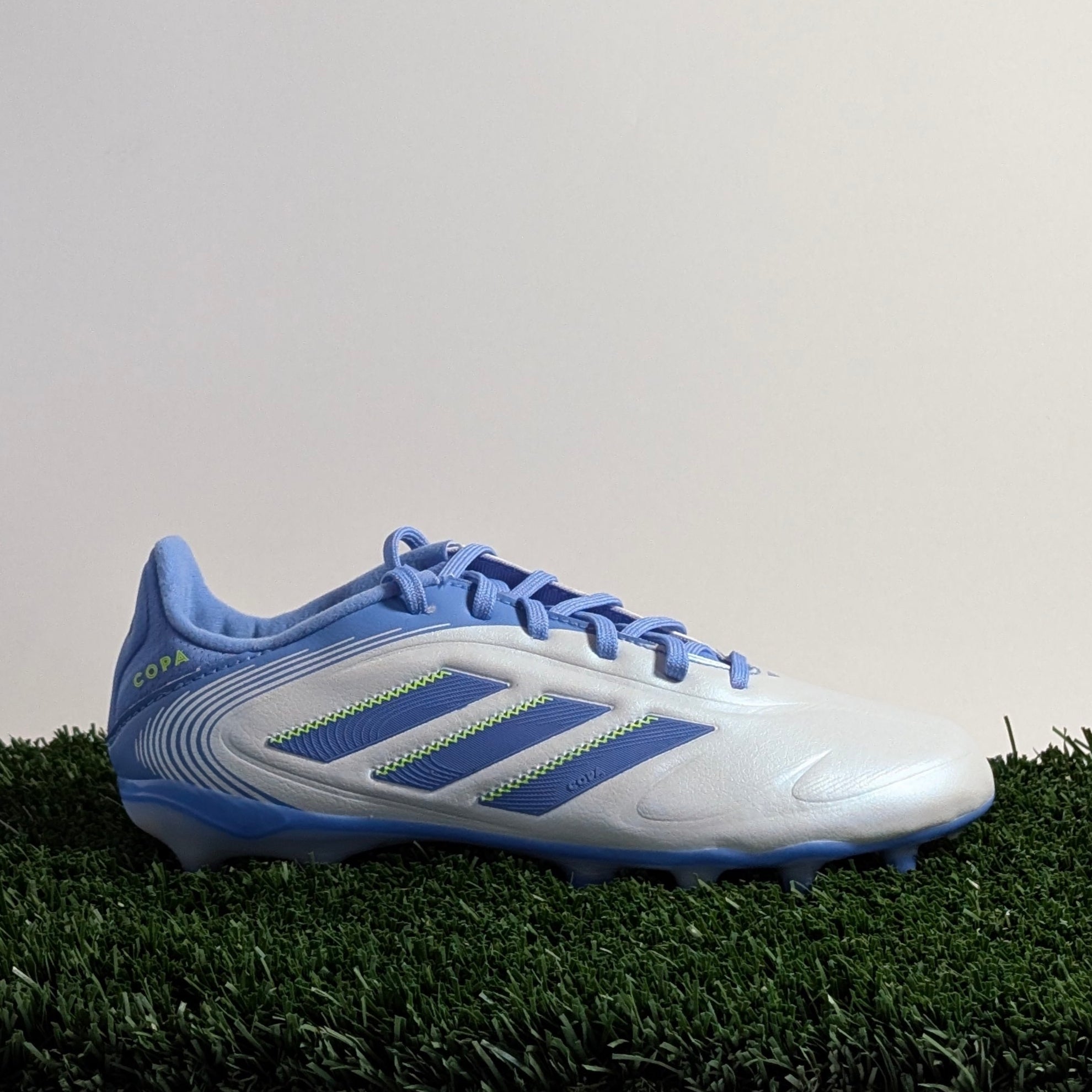 Adidas Copa Pure III League FG/MG J - IE1195