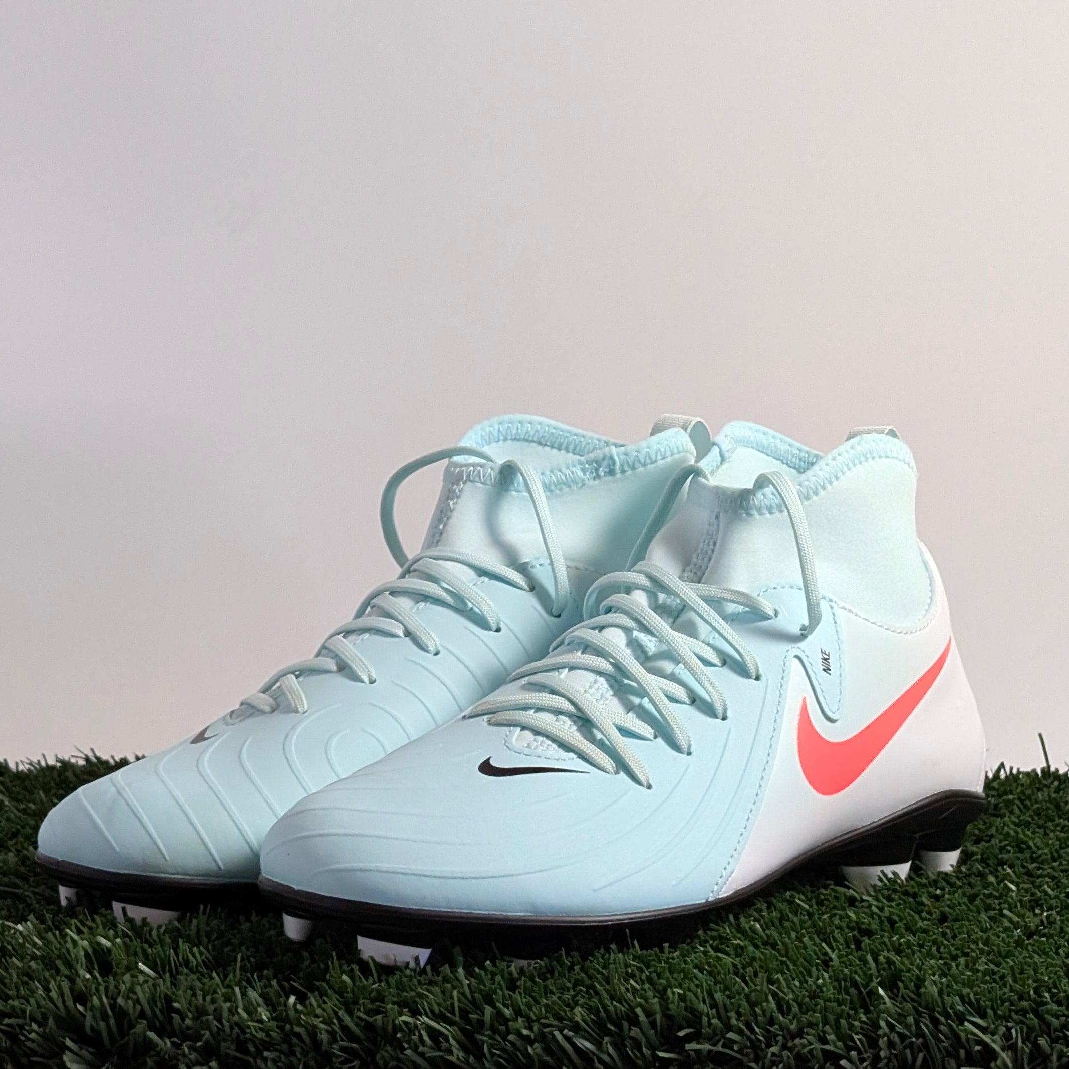 Nike Phantom Luna II Club FG/MG - FJ2558-300