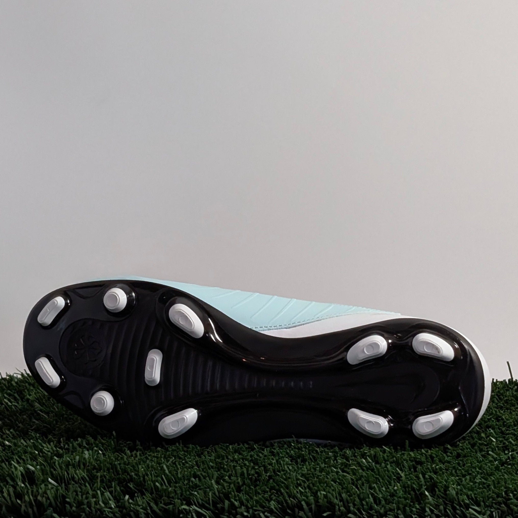 Nike Phantom Luna II Club FG/MG - FJ2558-300