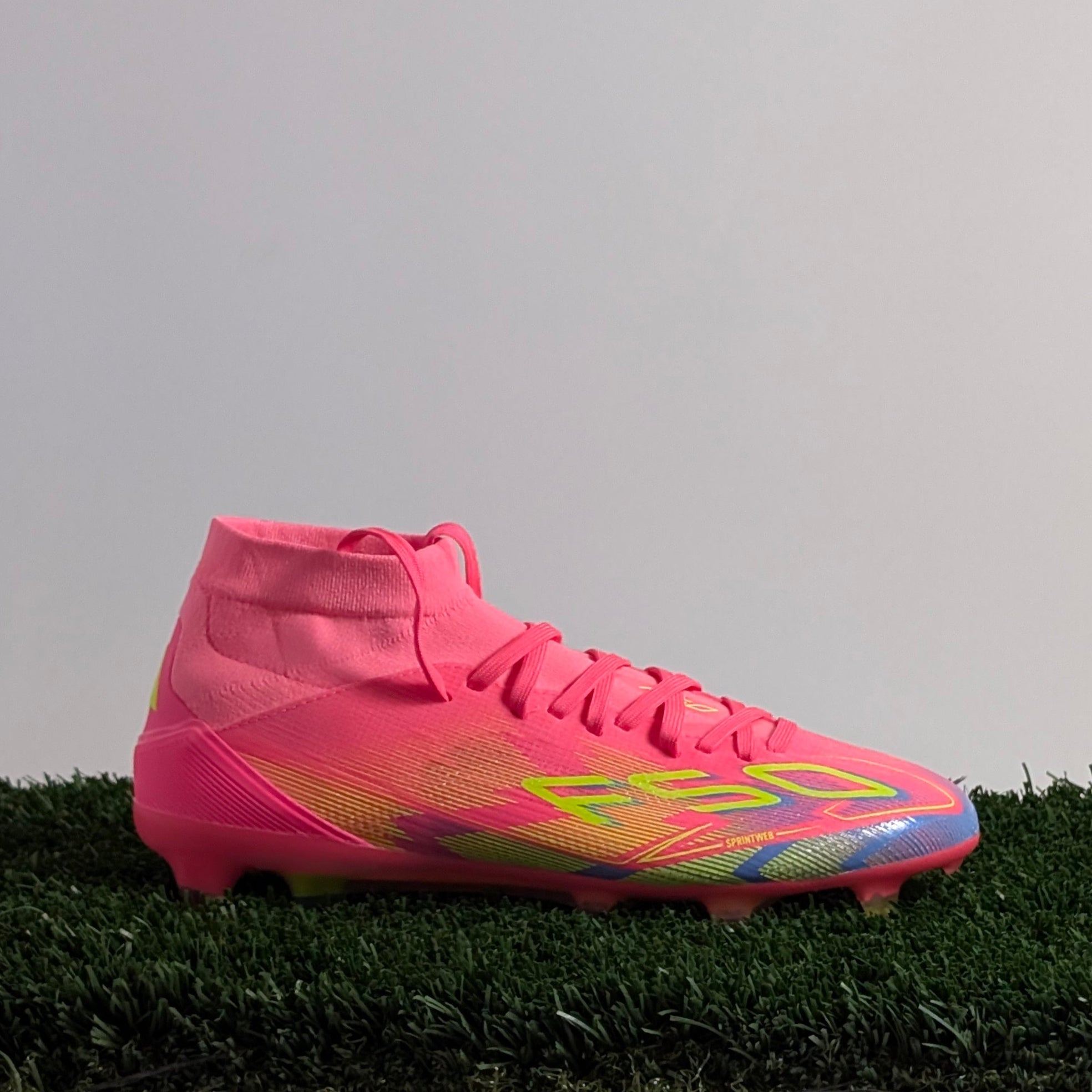 Adidas F50 Pro Mid FG Womens's - IE1461