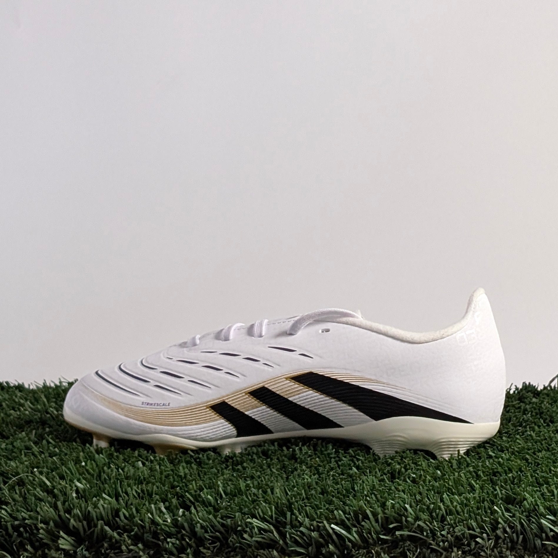 Adidas Predator League FG/MG J - JI1124