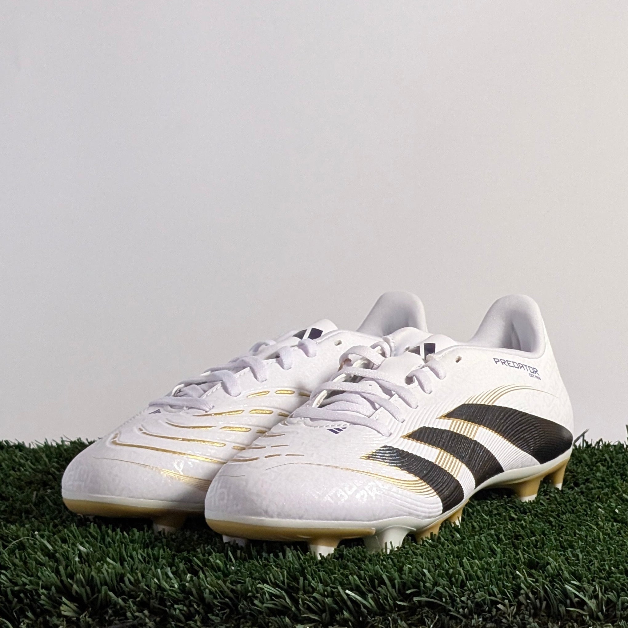 Adidas Predator Club FG/MG - JH8849
