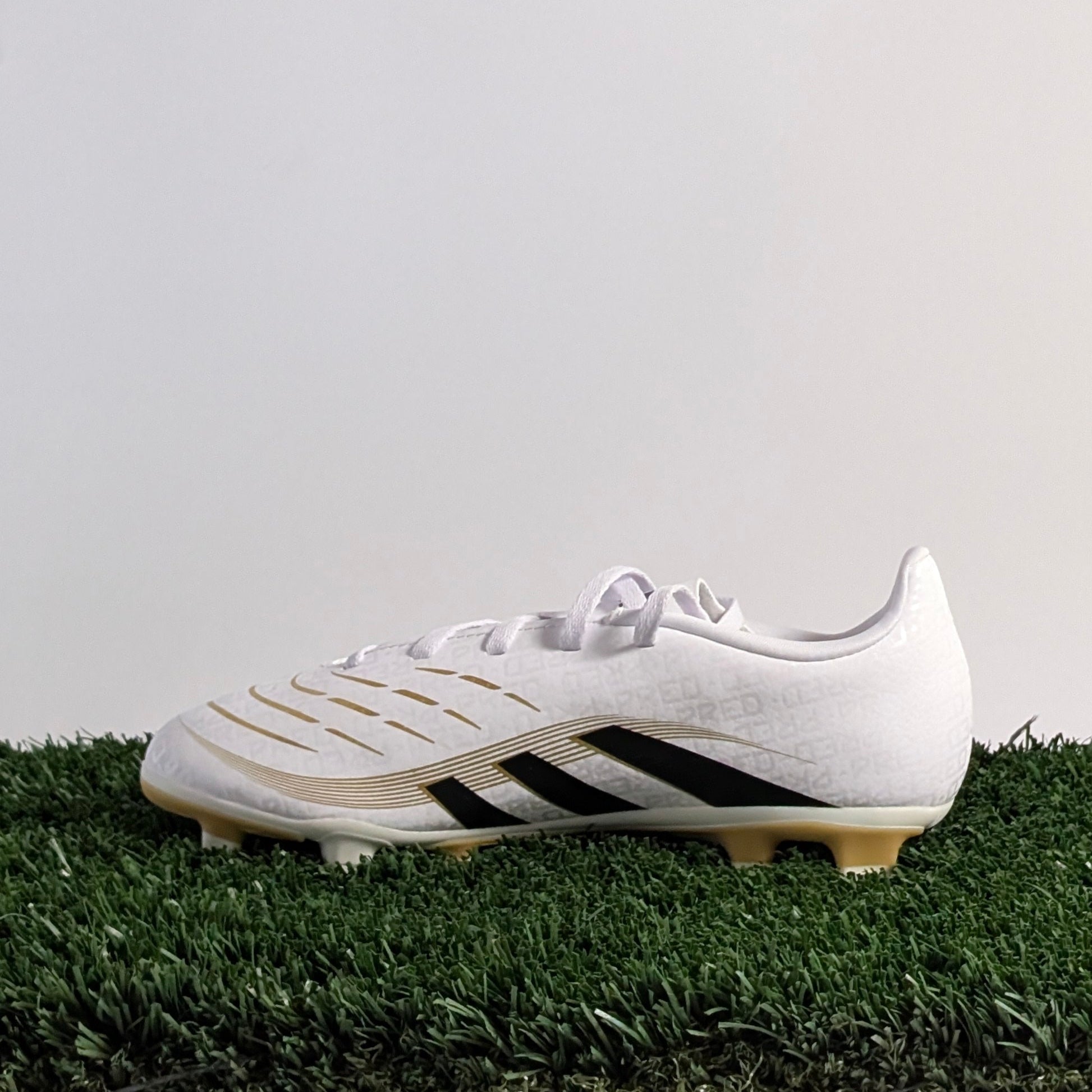Adidas Predator Club FG/MG J - JH8870