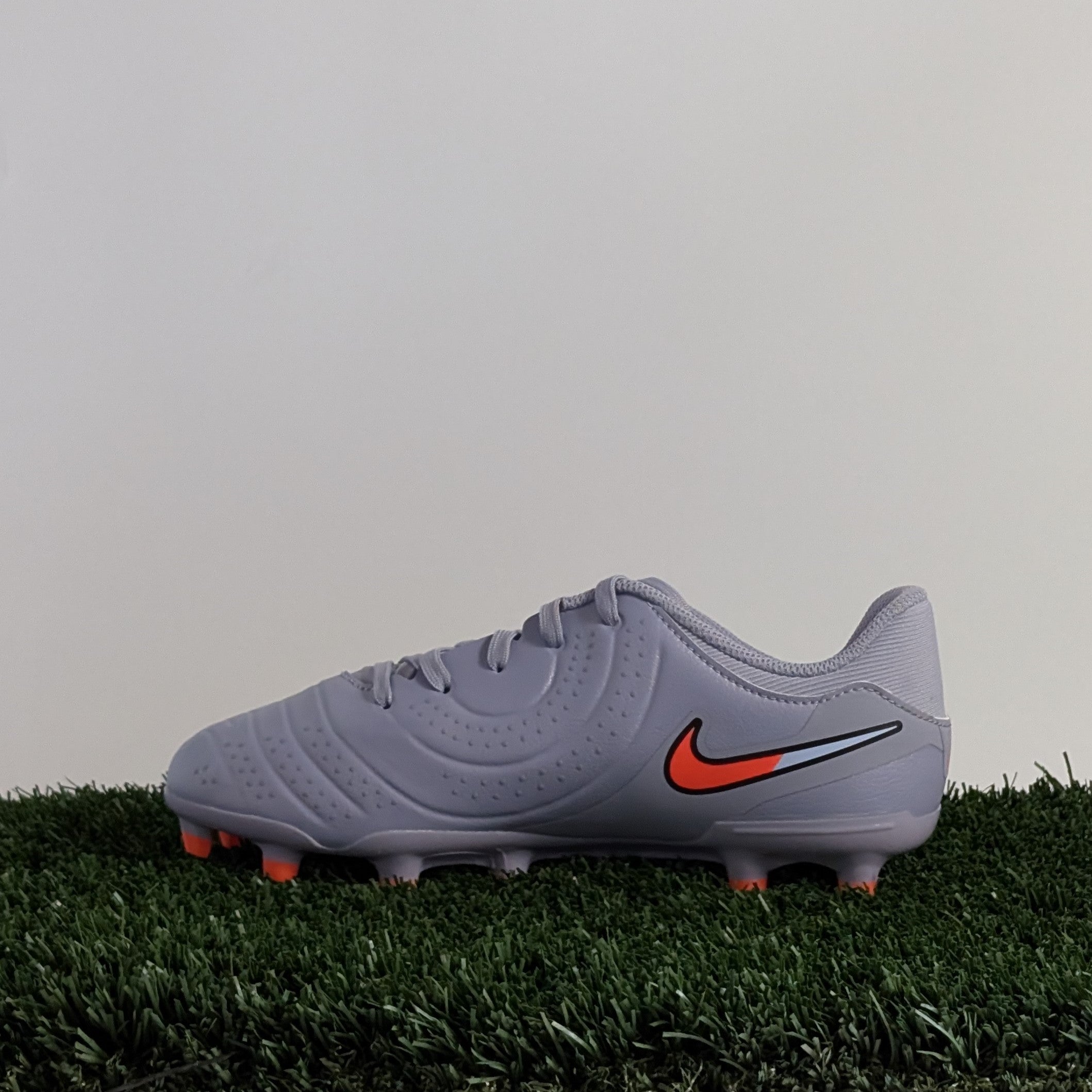 Nike JR Legend 10 Academy FG/MG - DV4348-402