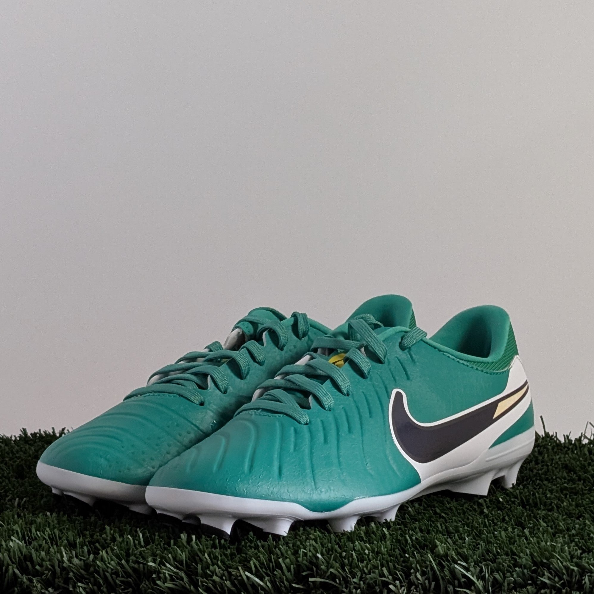 Nike Legend 10 Academy FG LV8 - HJ7268-300