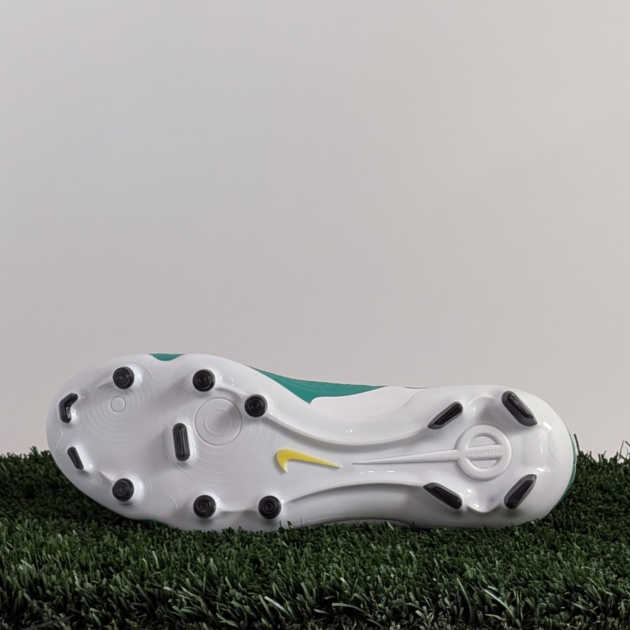 Nike Legend 10 Academy FG LV8 - HJ7268-300