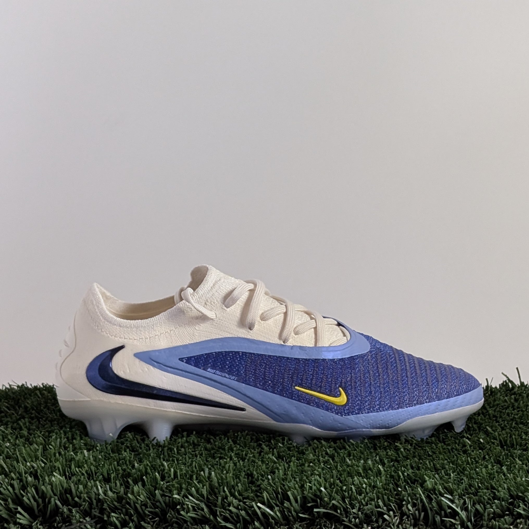 Nike Phantom 6 Low Elite FG LV8 - HQ2331-400