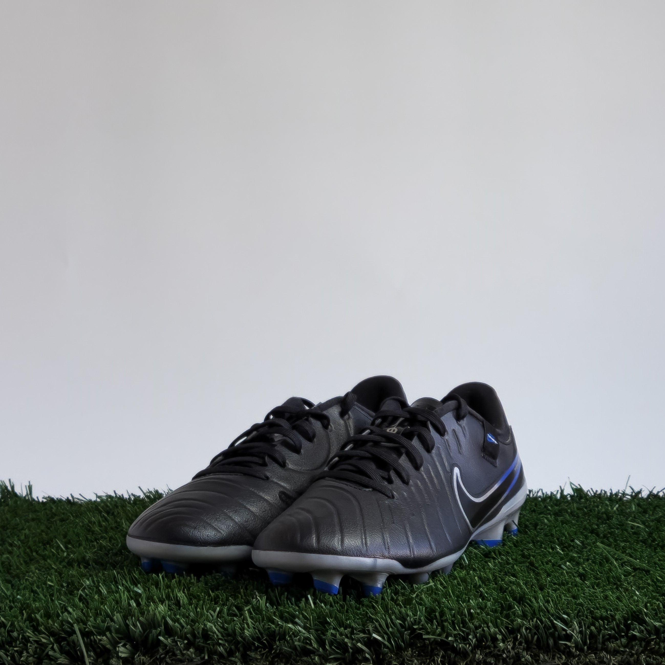 Nike Legend 10 Academy FG/MG - DV4337-040