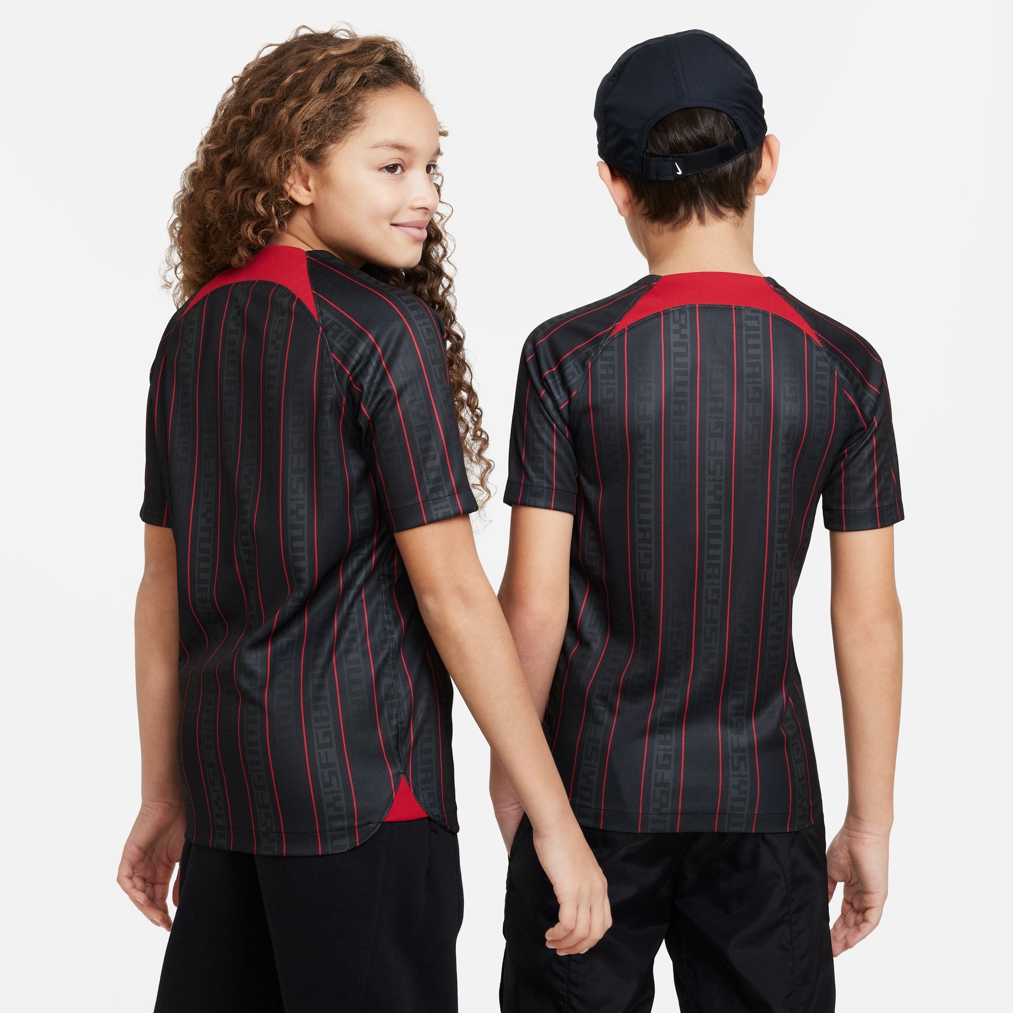 Nike Lebron x Liverpool Youth Jersey - FD0628 061