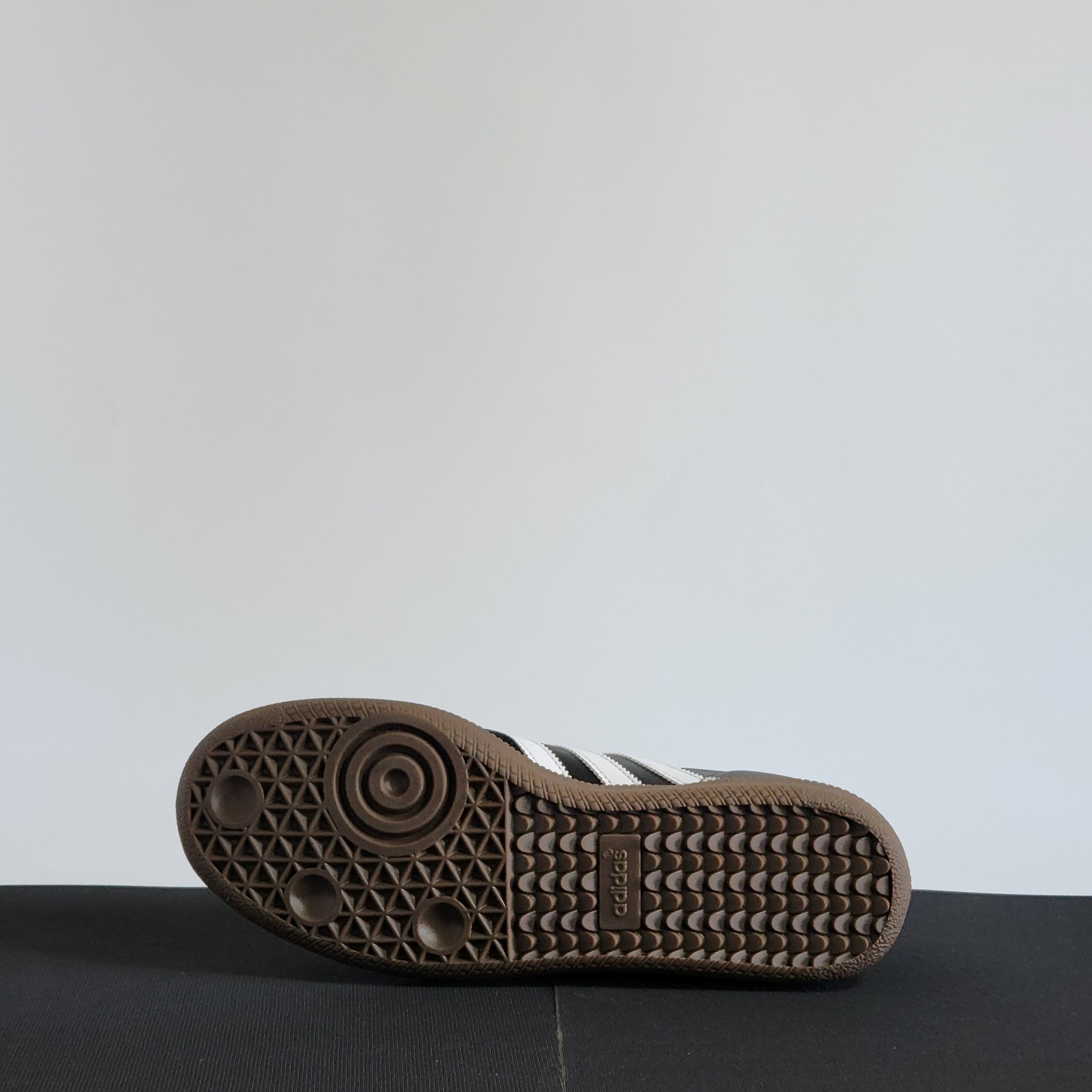 【新品】adidas アディダス samba 019000 25cm Amazon.co.jp: [アディダス] SAMBA LEATHER 019000