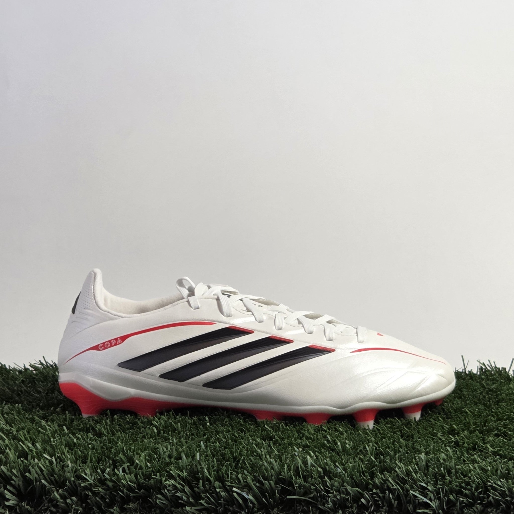adidas Copa サッカーシューズ ホワイト/レッド 楽天市場】サッカー トレーニングシューズ コパ レッドの通販