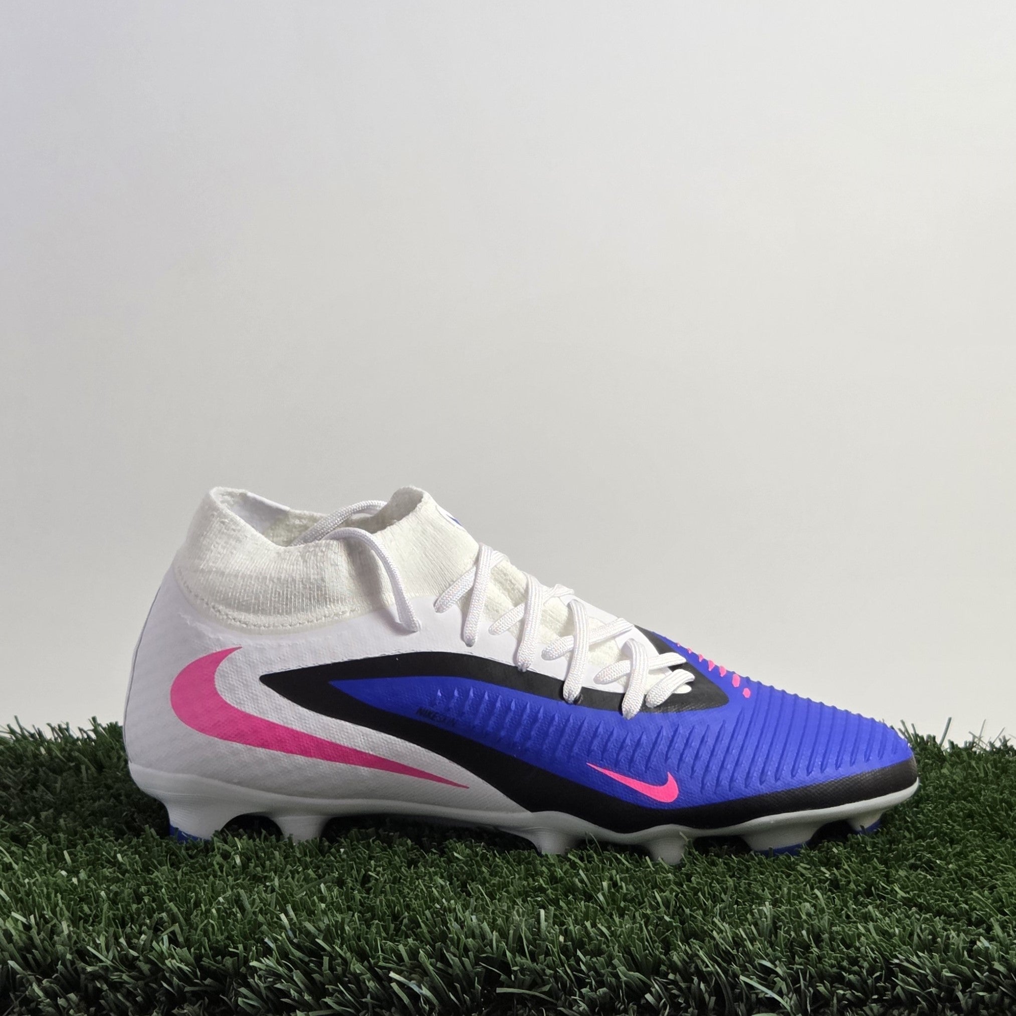 Nike Phantom サッカーシューズ アクア/ホワイト/パープル Nike Phantom 6 High Academy FG/MG - HQ2278-446