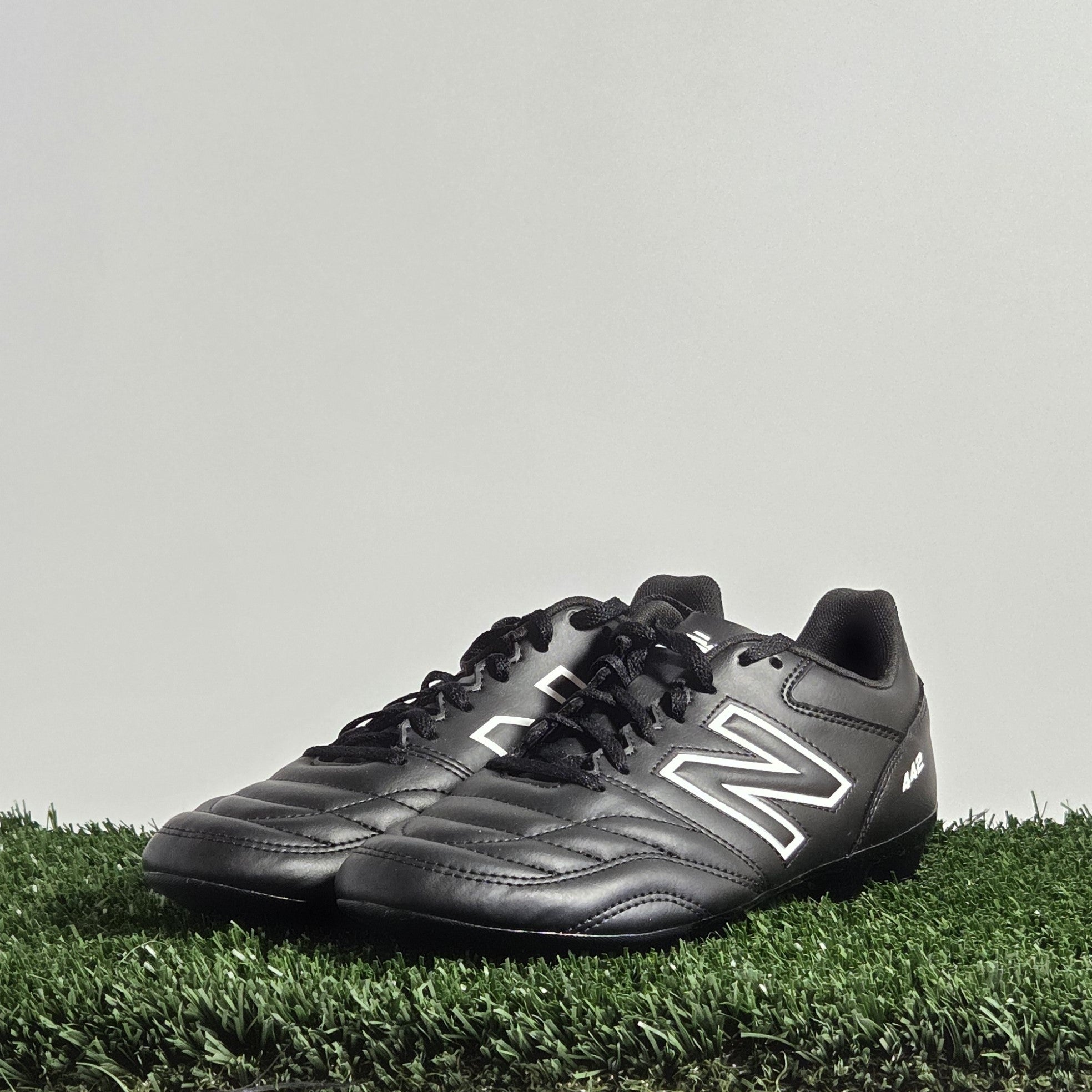 New Balance 422 V2 Academy FG (D Medium) - MS43FBK2