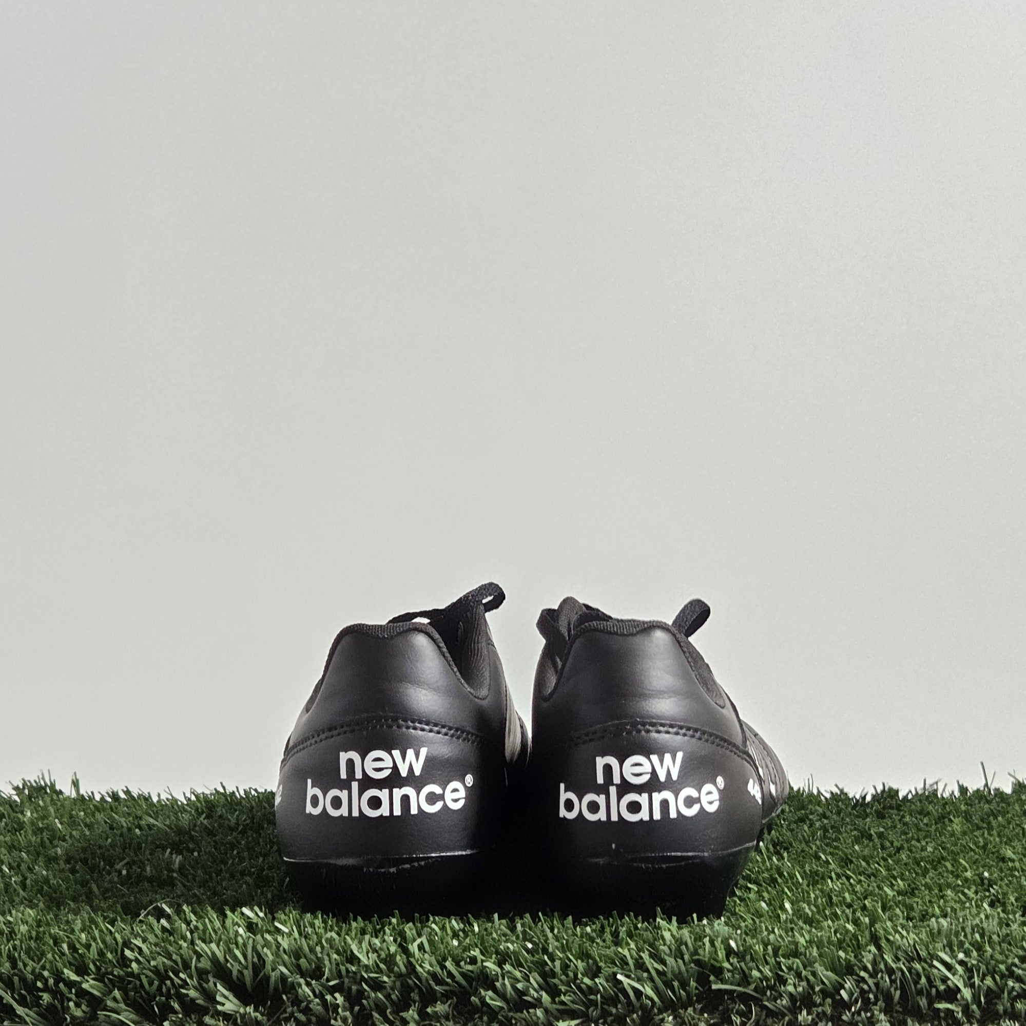 New Balance 422 V2 Academy FG (D Medium) - MS43FBK2