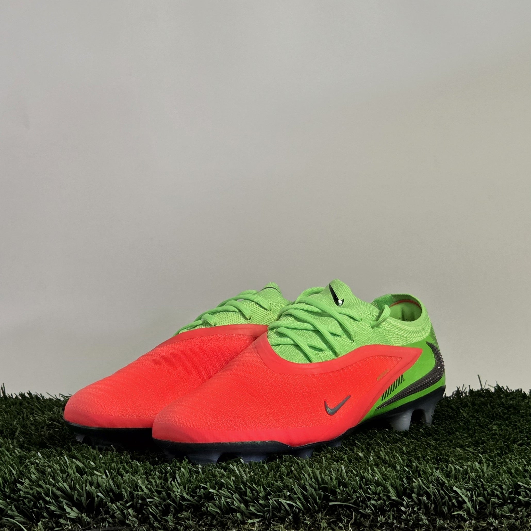 Nike Phantom 6 Low Elite FG 