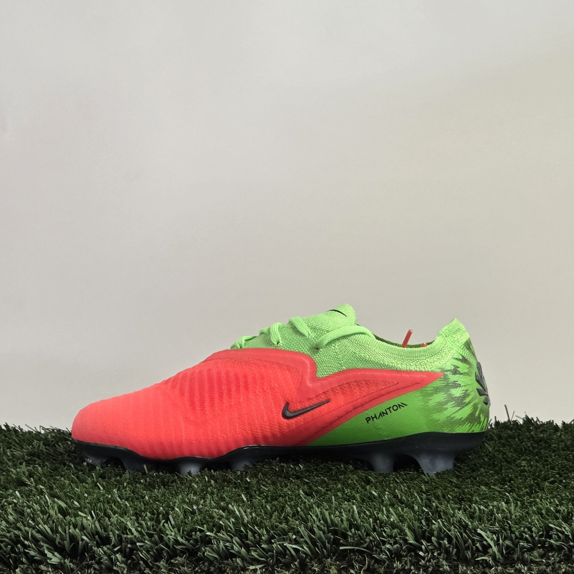 Nike Phantom 6 Low Elite FG 