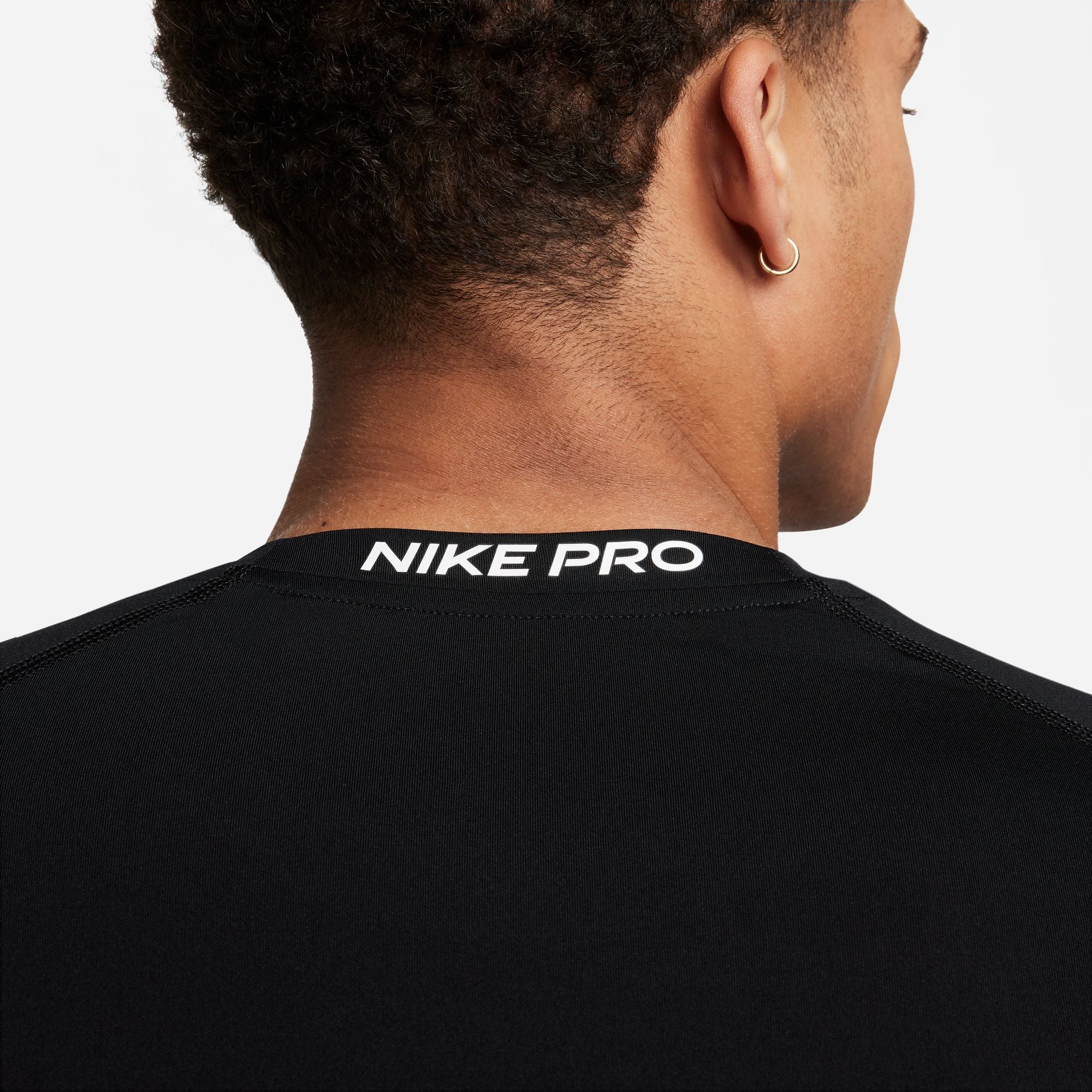 Nike Pro Men's Dri-FIT Slim Long-Sleeve Fitness Top - FB7926-010