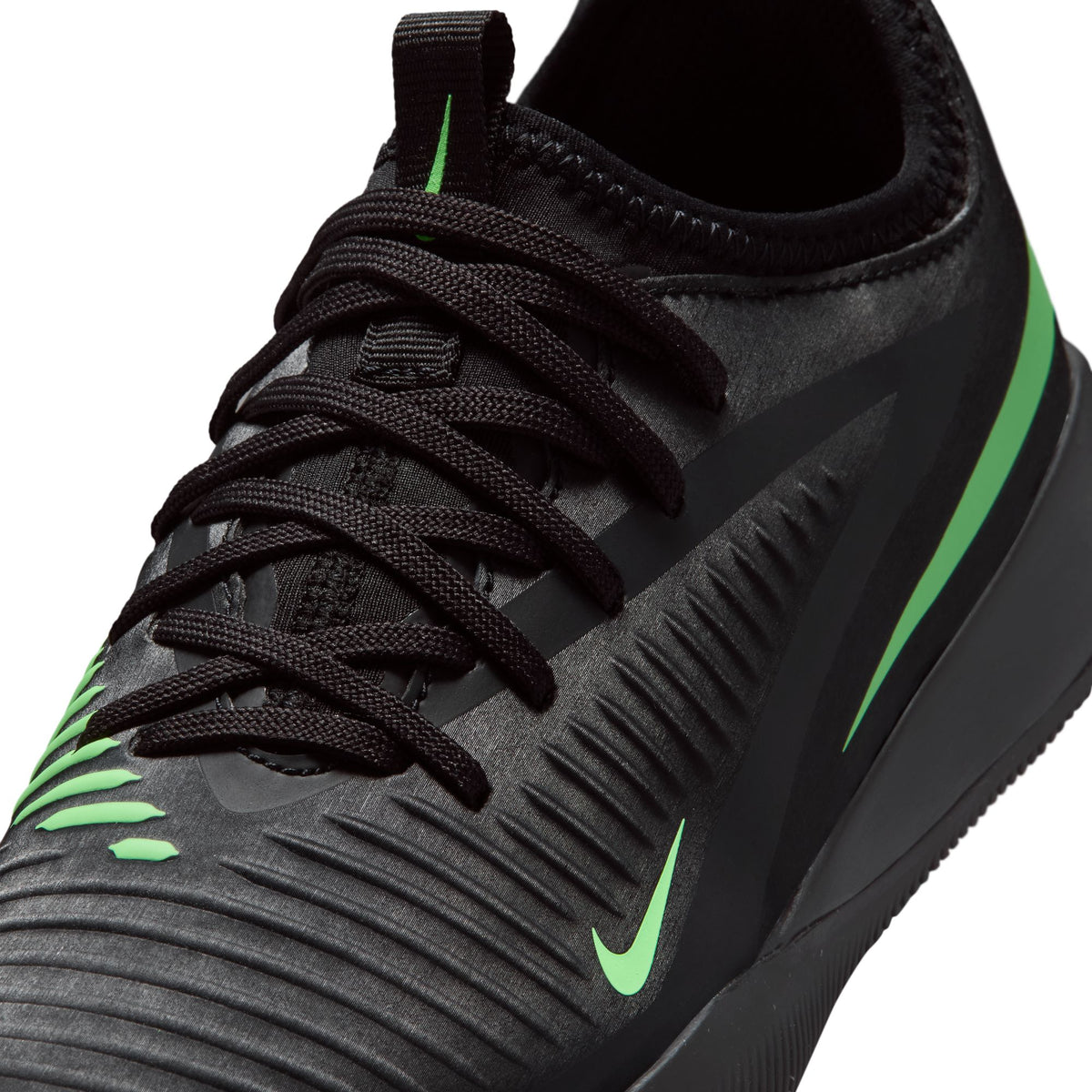 Nike Jr Phantom Low Academy IC - HQ2035-001